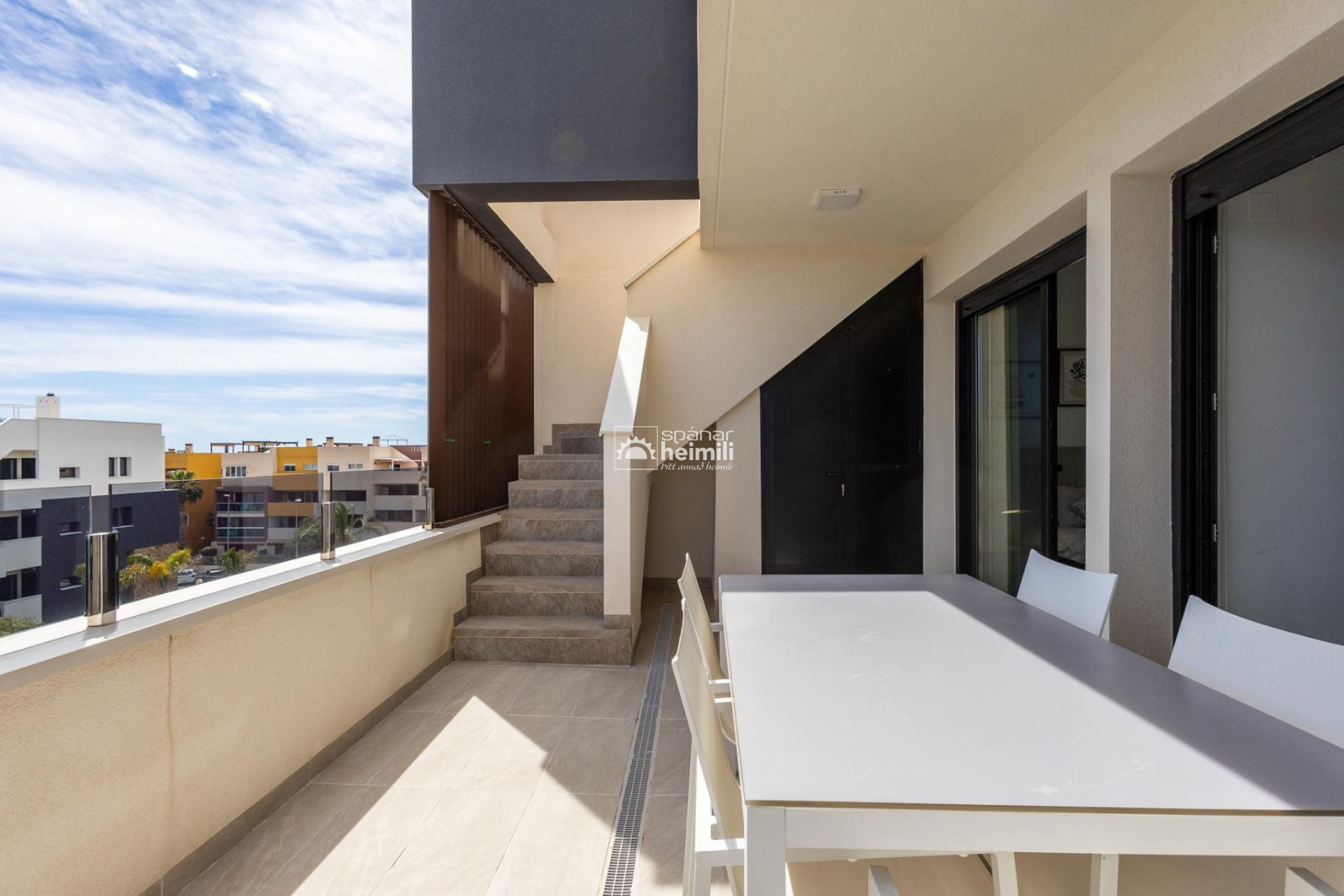 Reventa - Apartamento -
Playa flamenca