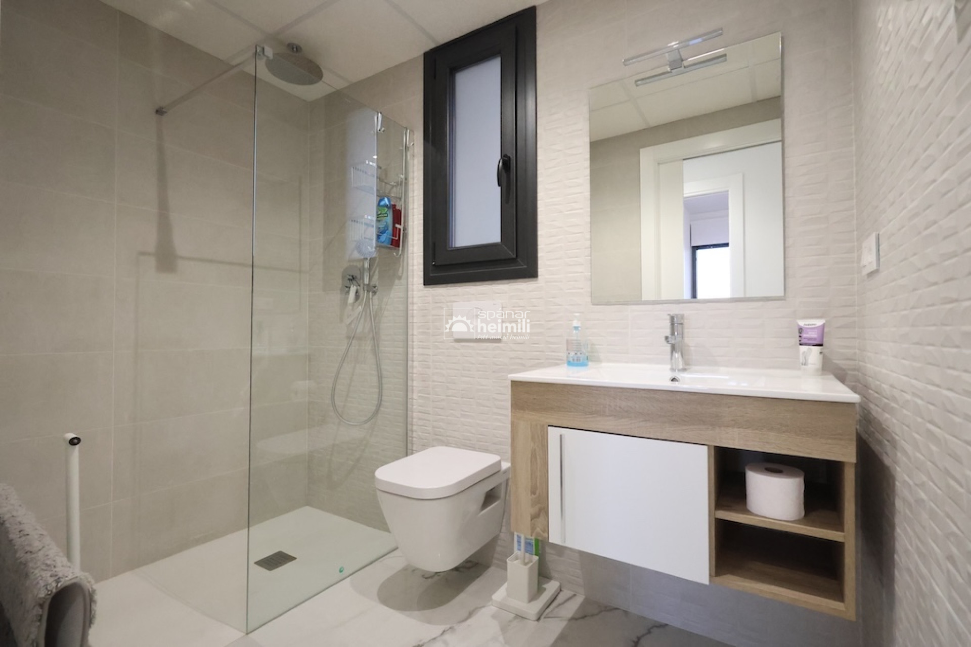 Reventa - Apartamento -
Playa flamenca