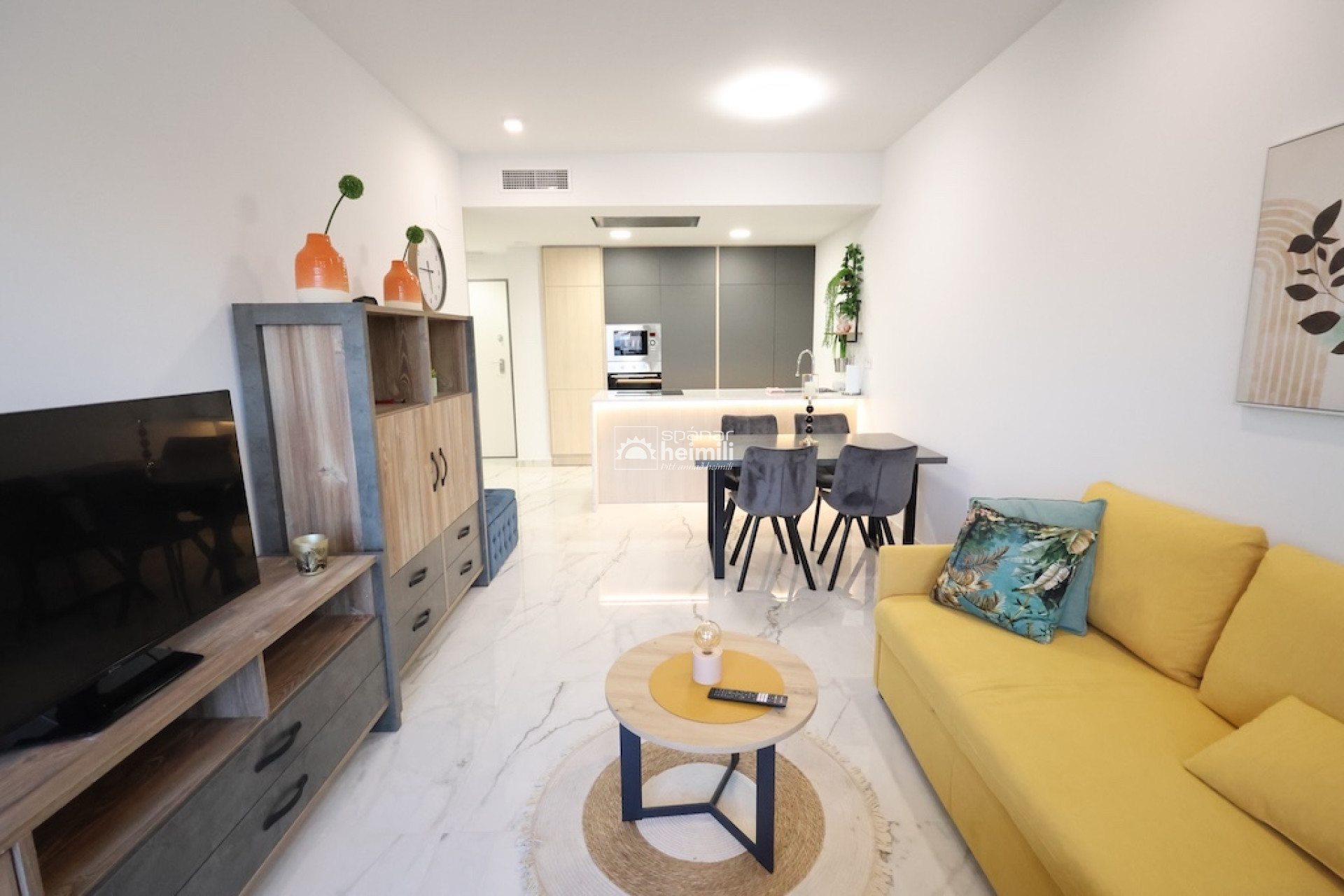 Reventa - Apartamento -
Playa flamenca