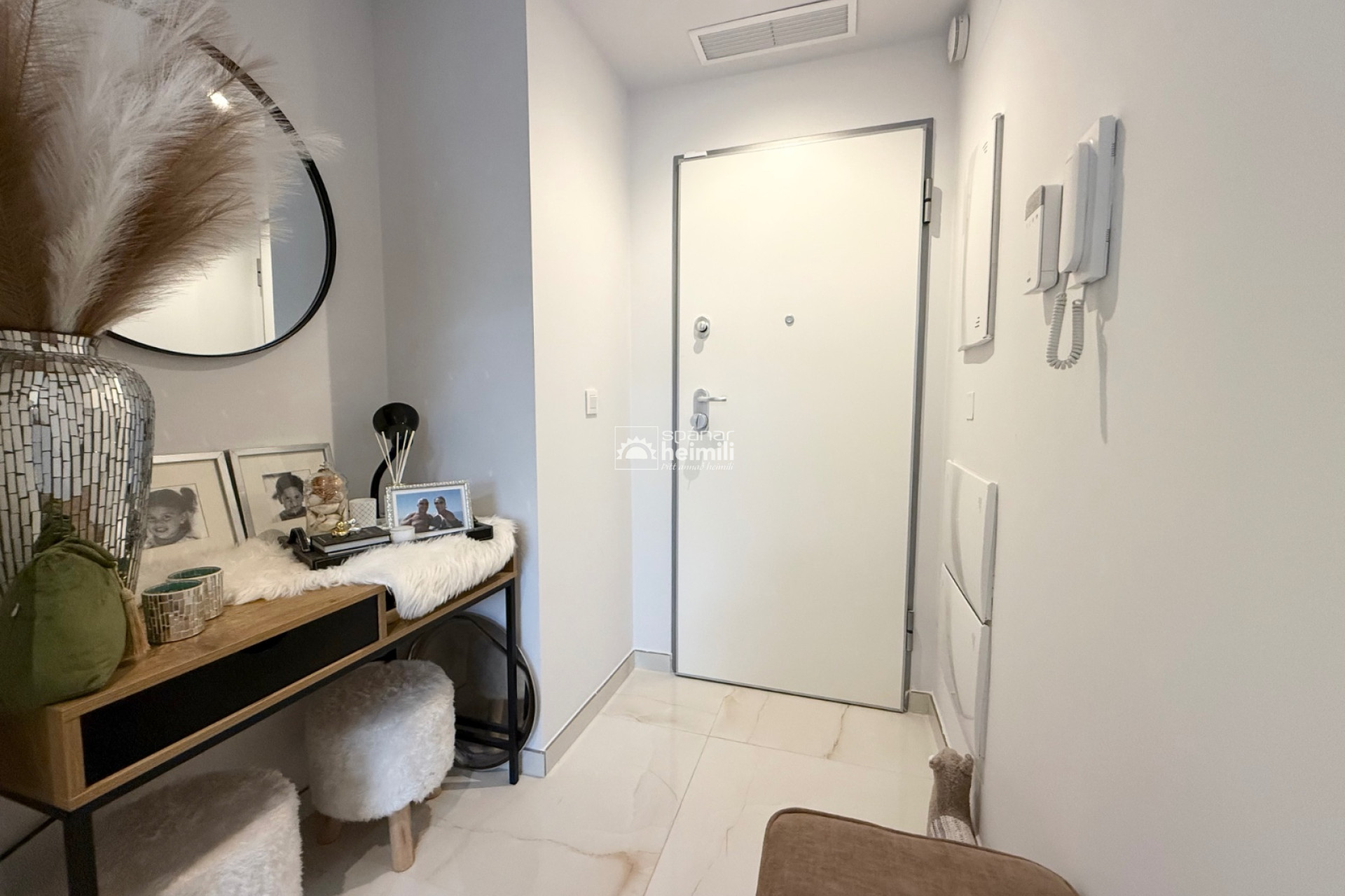 Reventa - Apartamento -
Playa flamenca