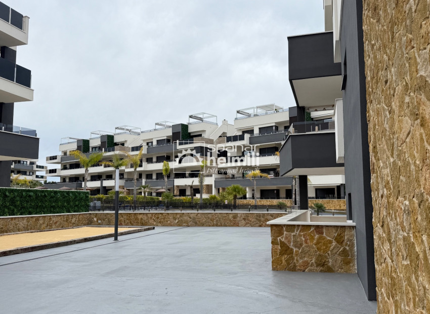 Reventa - Apartamento -
Playa flamenca