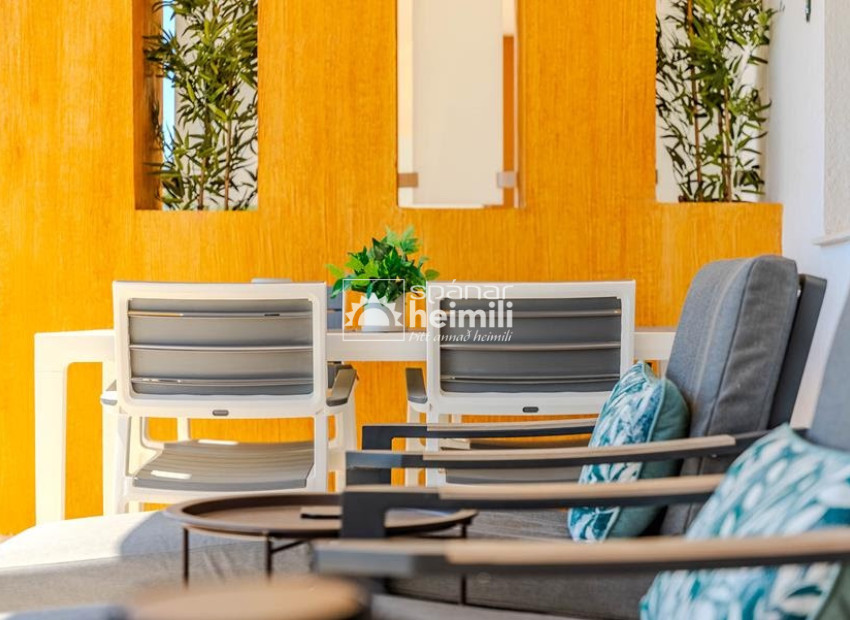 Reventa - Apartamento -
Punta Prima