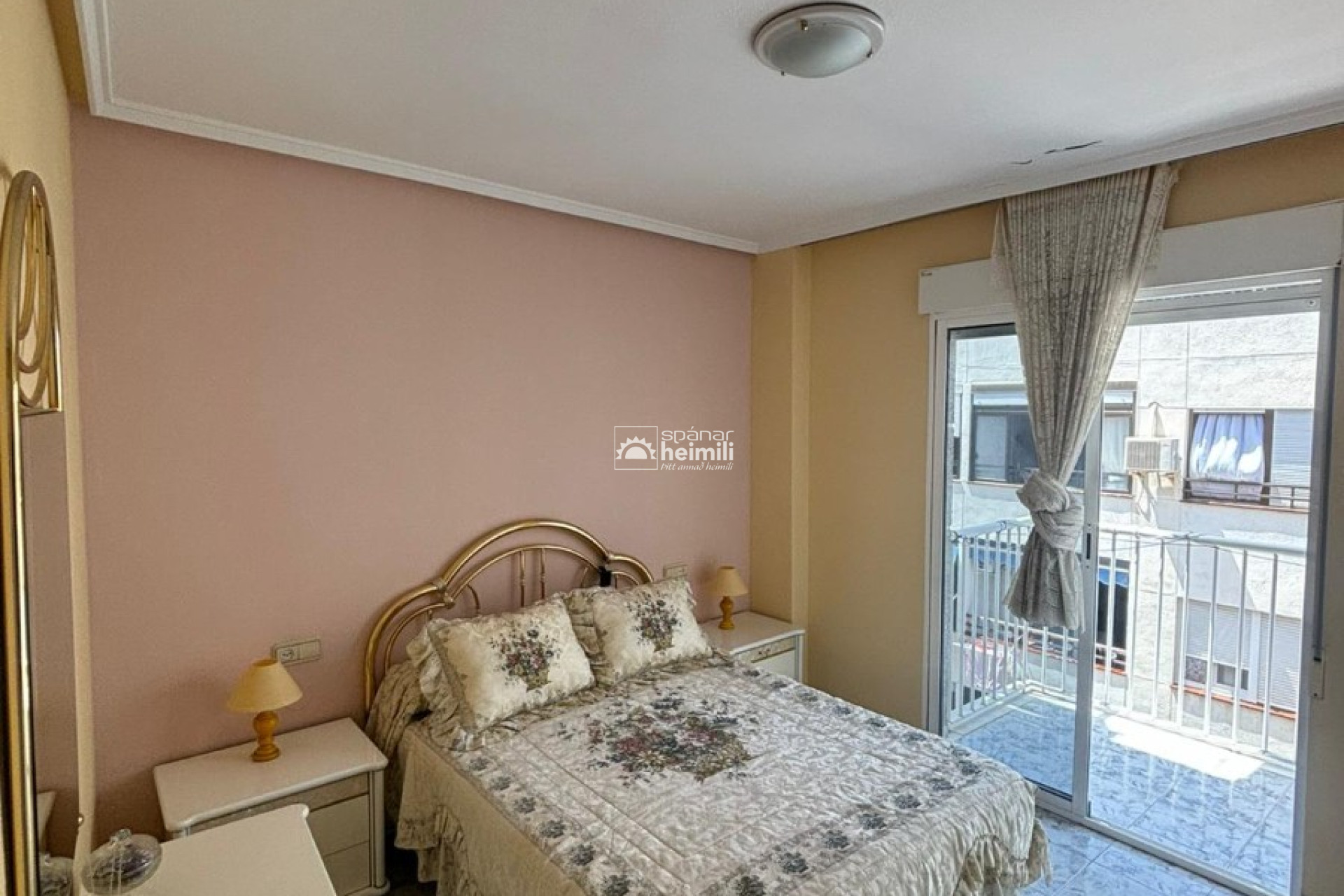 Reventa - Apartamento -
Torrevieja