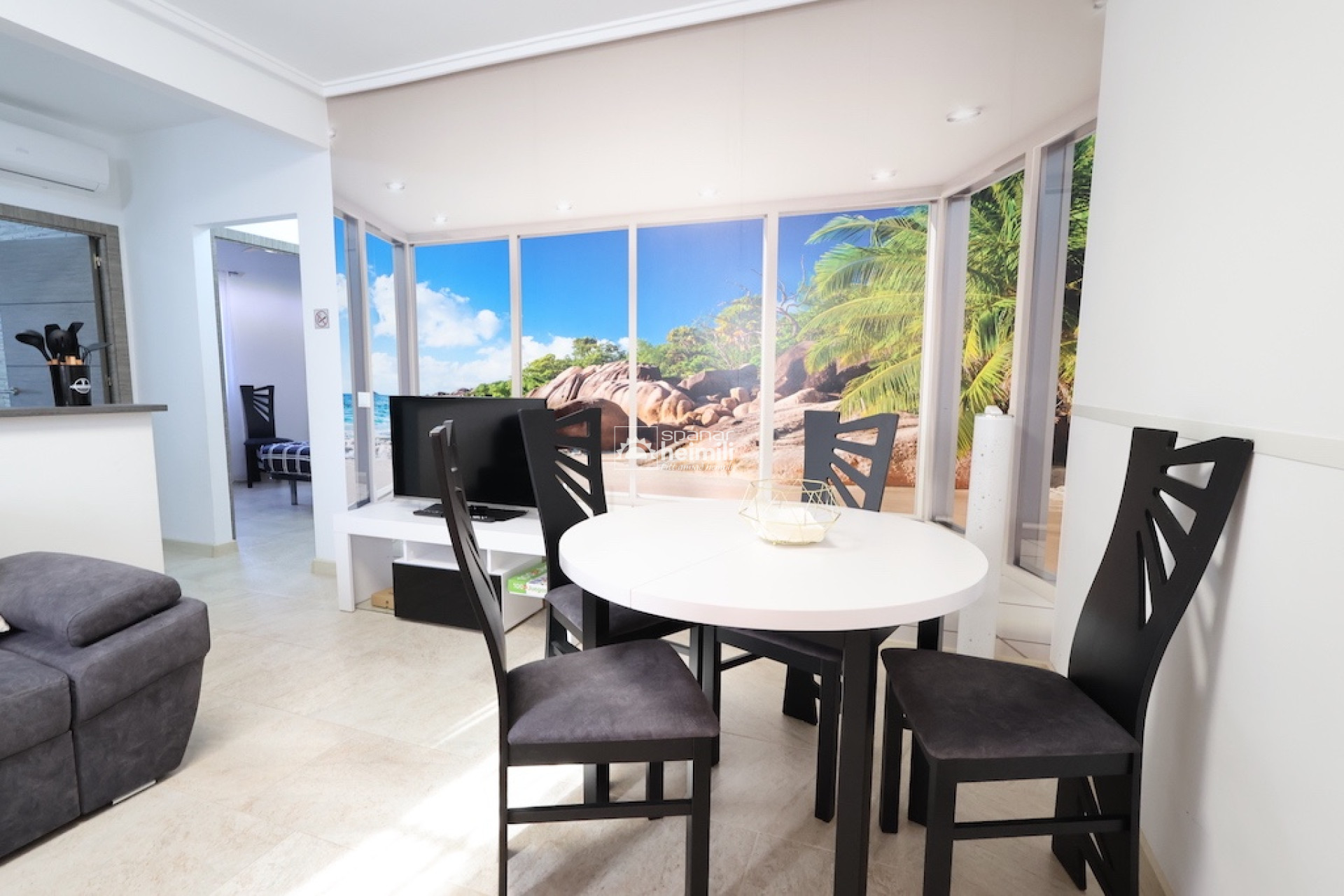 Reventa - Apartamento -
Torrevieja