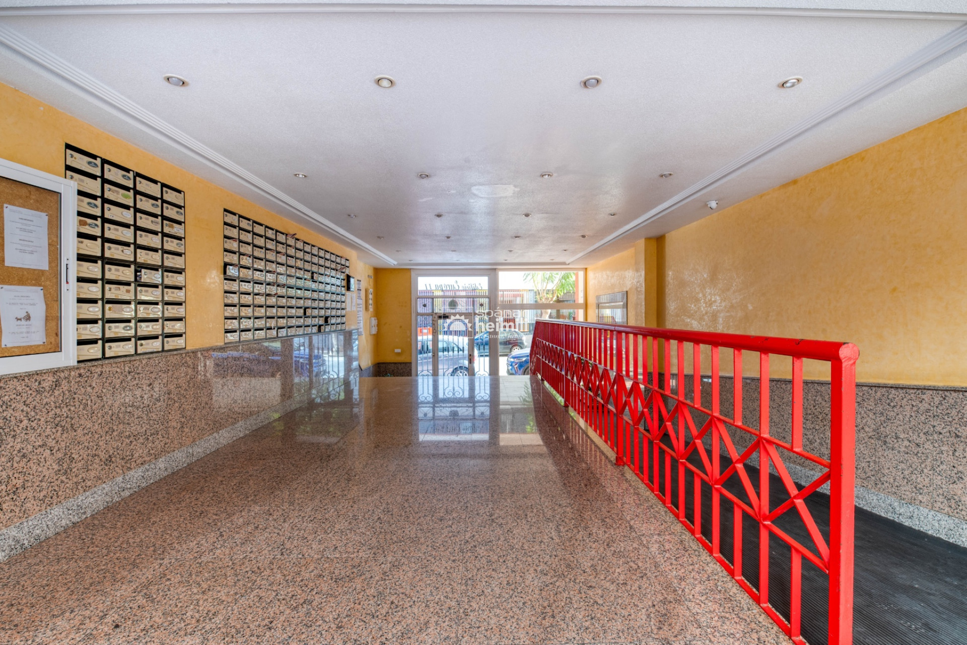 Reventa - Apartamento -
Torrevieja