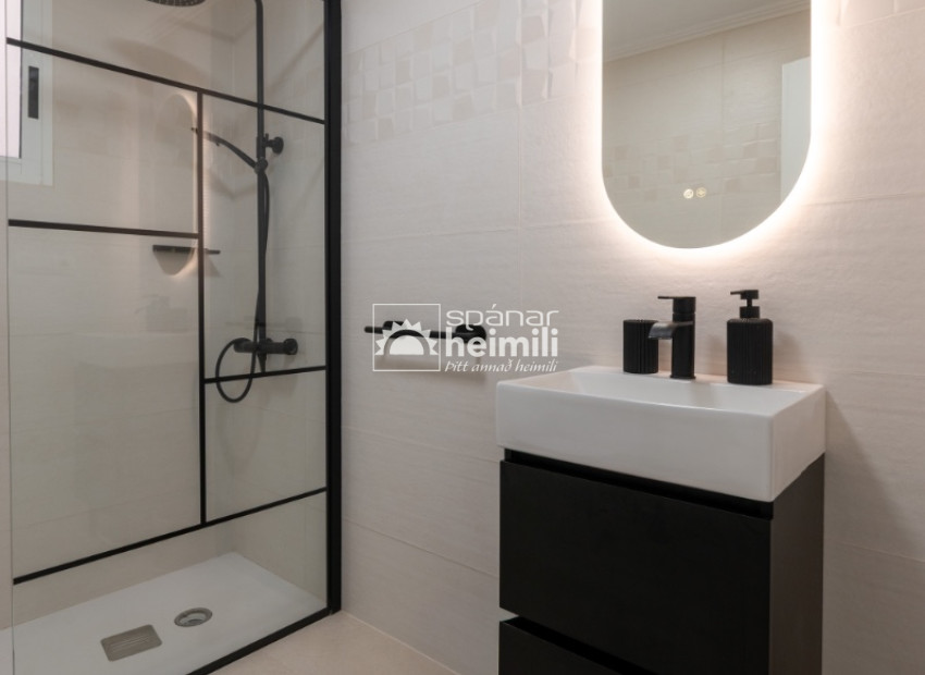 Reventa - Apartamento -
Torrevieja