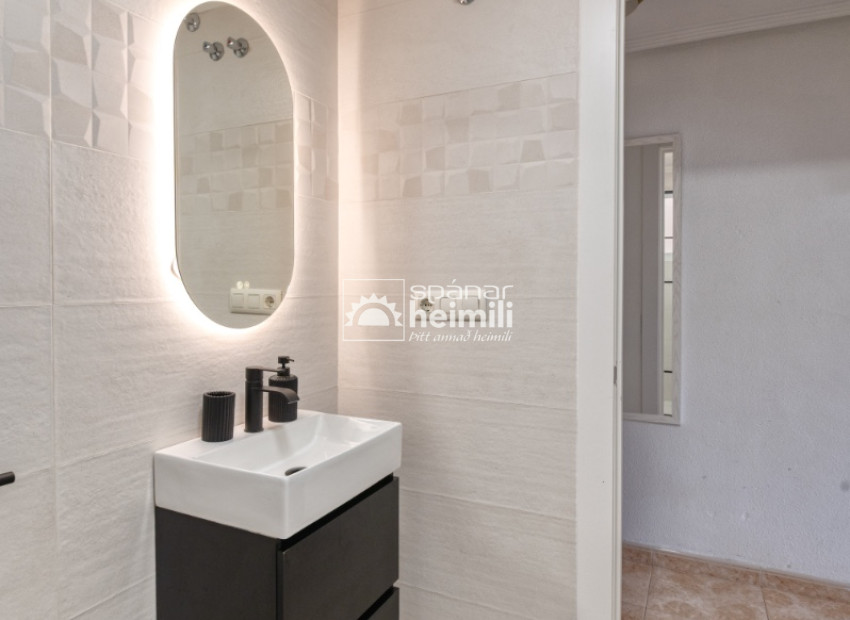 Reventa - Apartamento -
Torrevieja