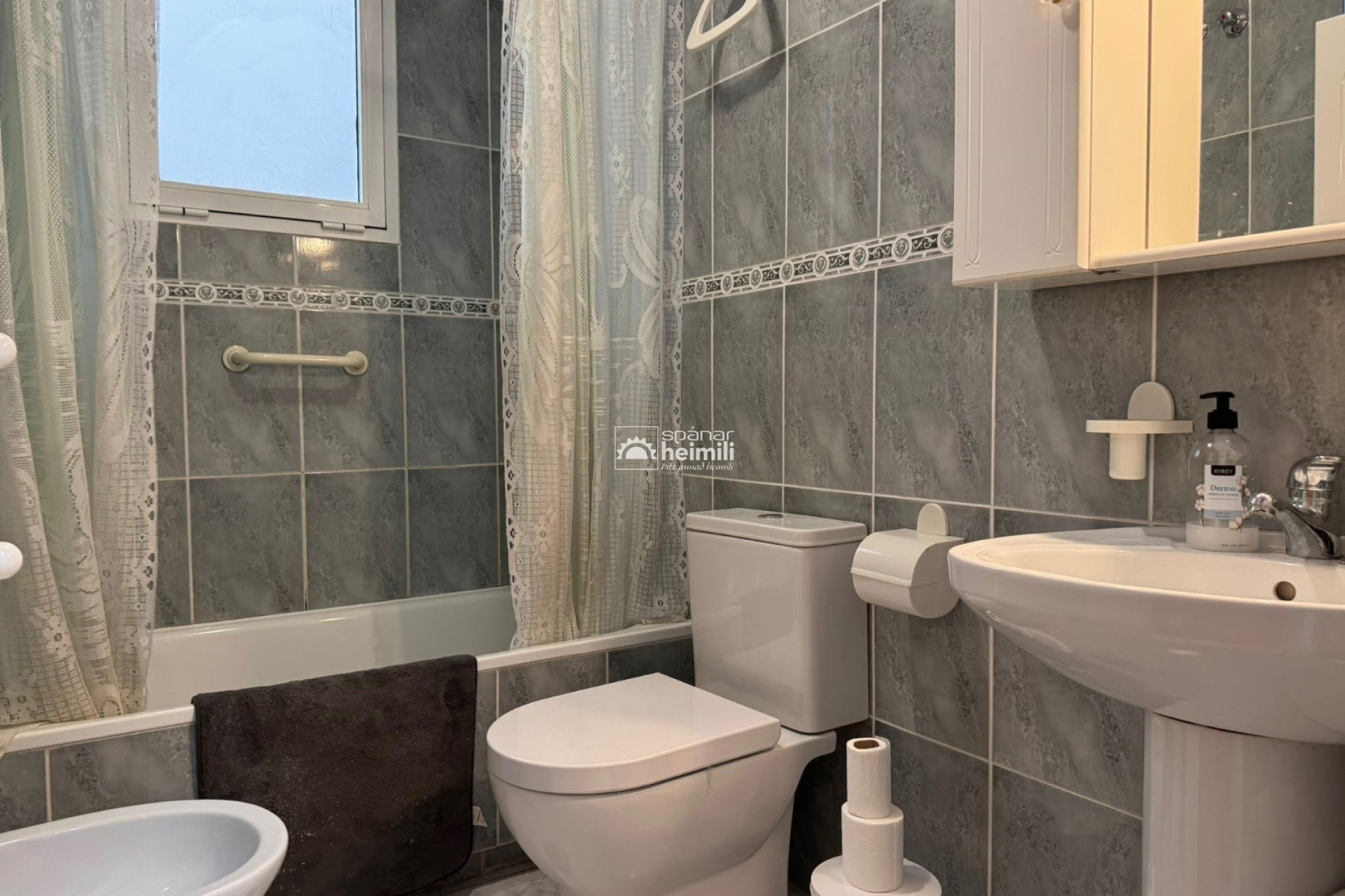 Reventa - Apartamento -
Torrevieja