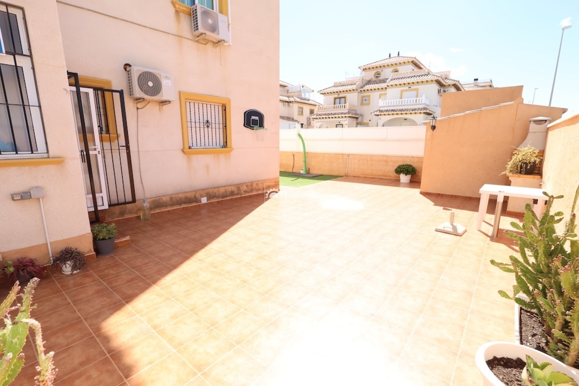 Reventa - Bungalow -
Cabo Roig