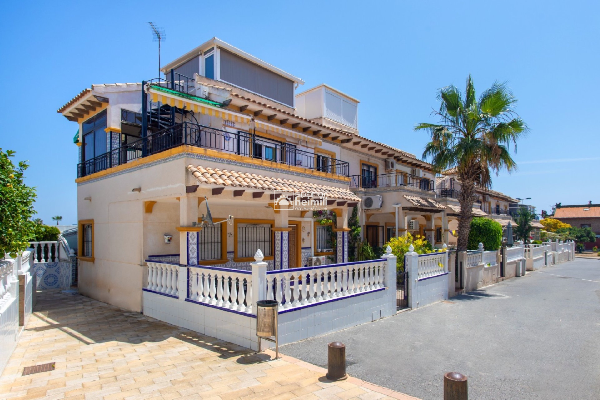 Reventa - Bungalow -
Punta Prima