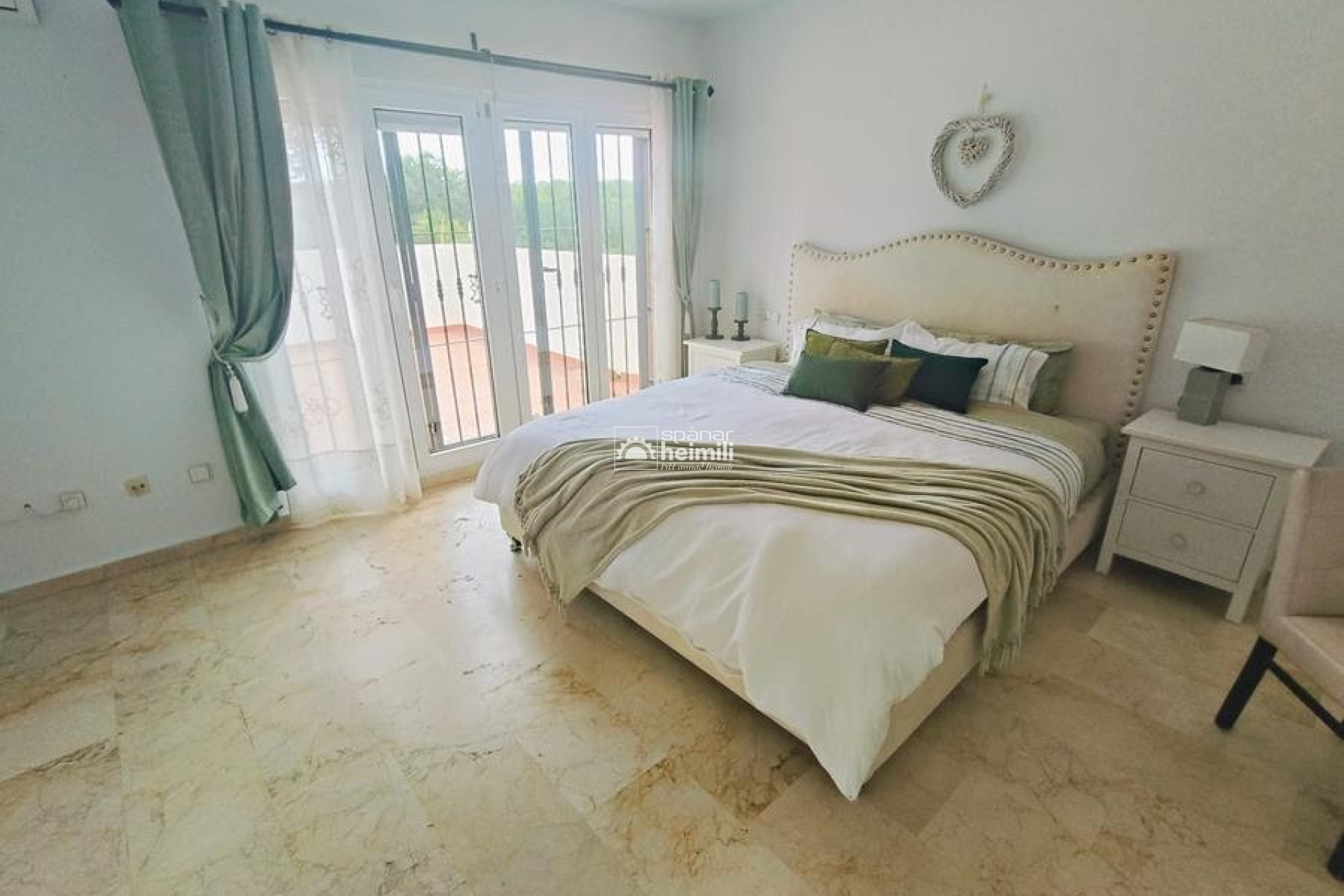 Reventa -  -
Campoamor/Las Ramblas