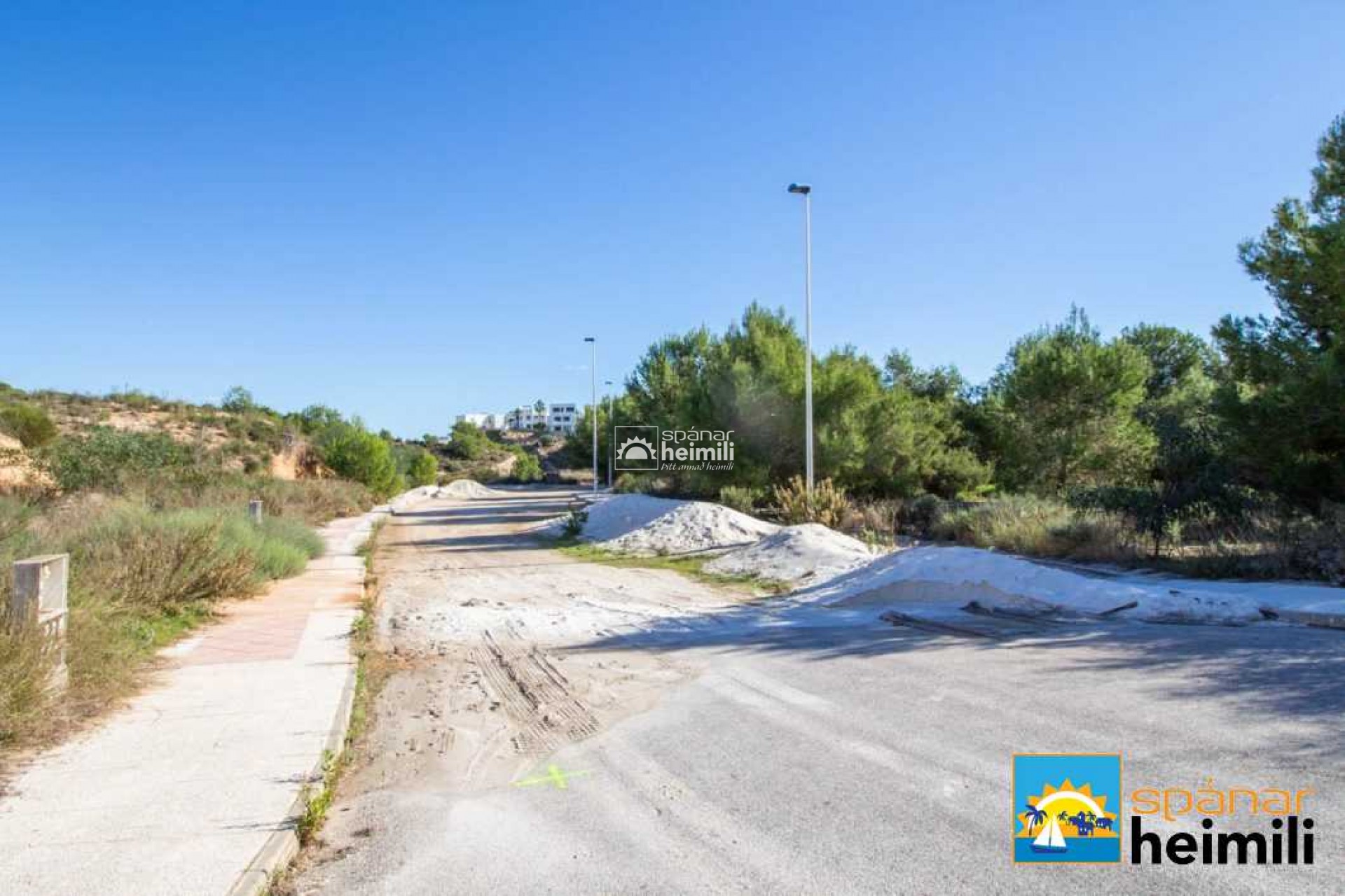 Reventa -  -
Campoamor/Las Ramblas