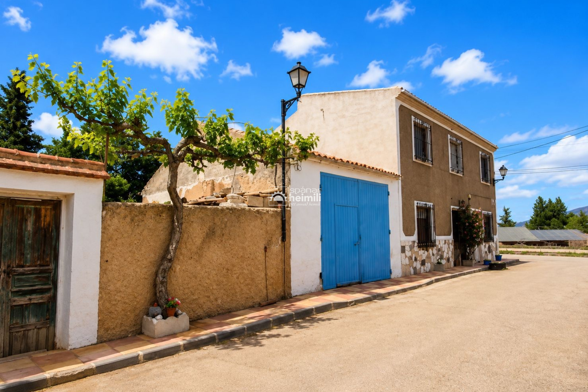 Reventa - casa rural -
Murcia