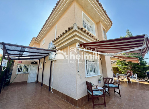  - Reventa -
            Punta Prima - 2377