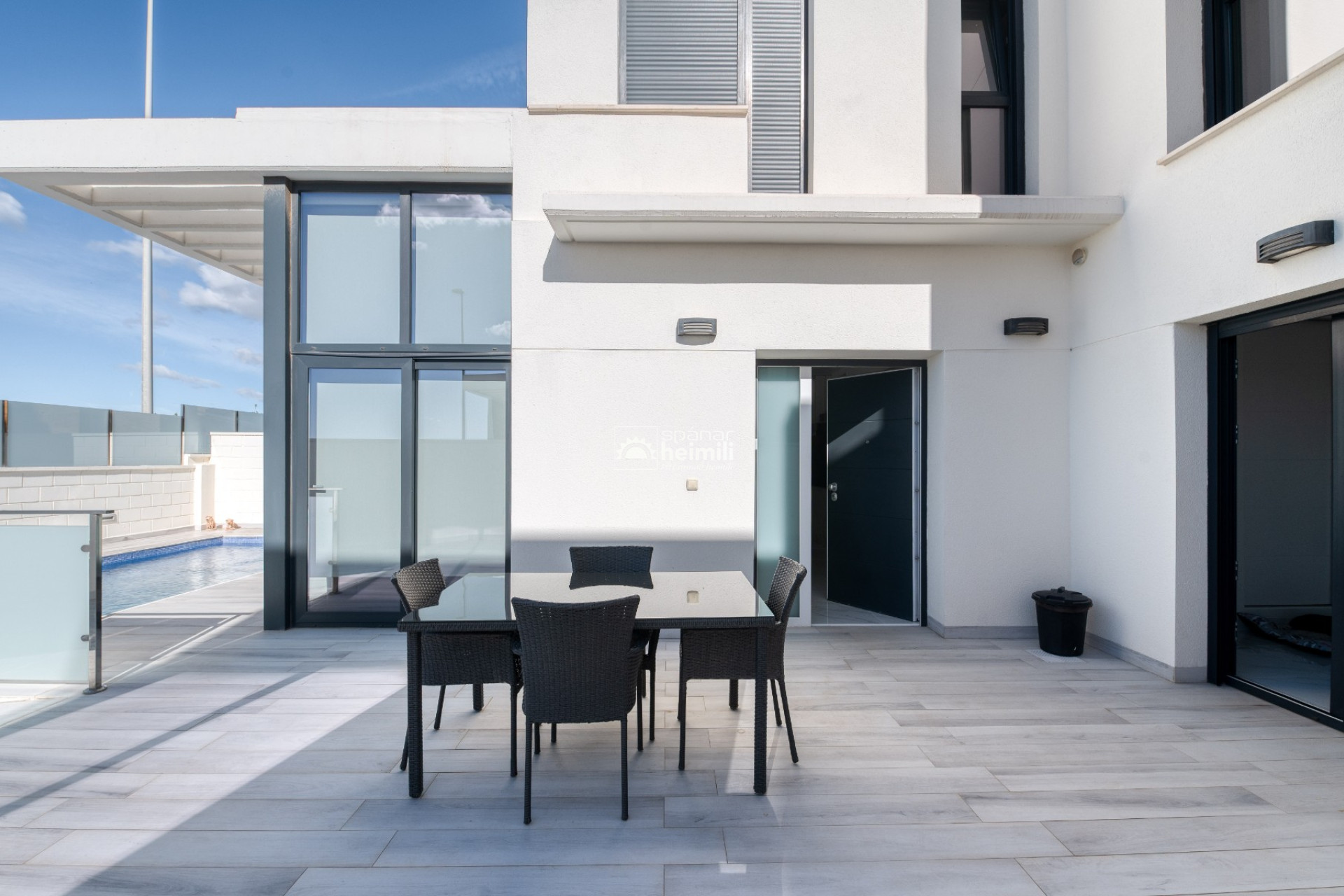 Reventa - Villa -
Cabo Roig