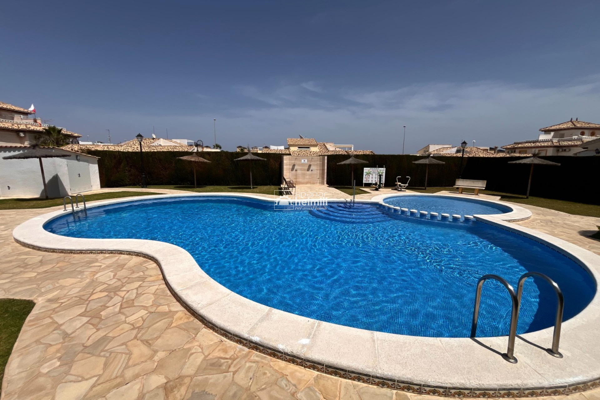 Reventa - Villa -
Cabo Roig