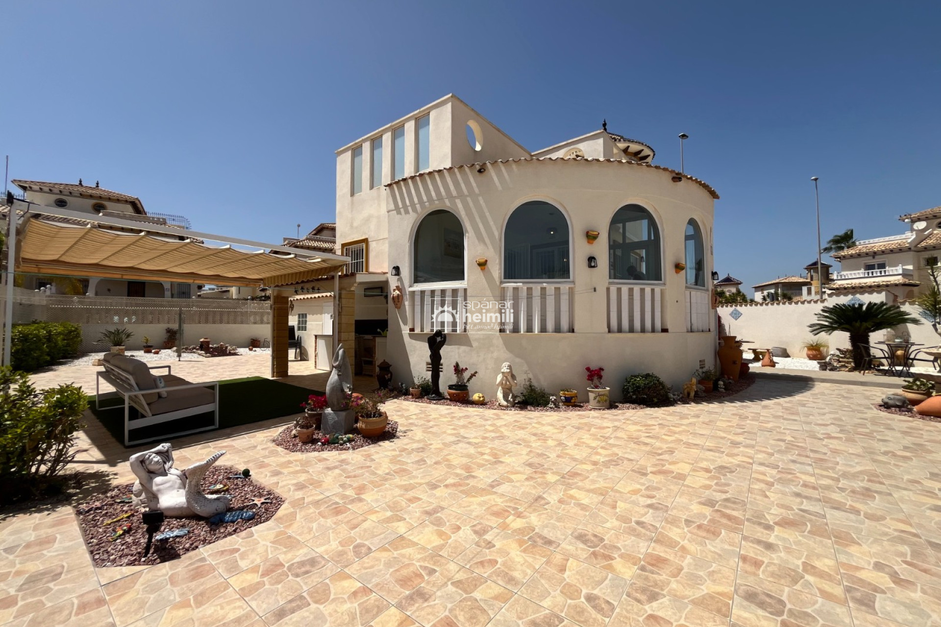 Reventa - Villa -
Cabo Roig