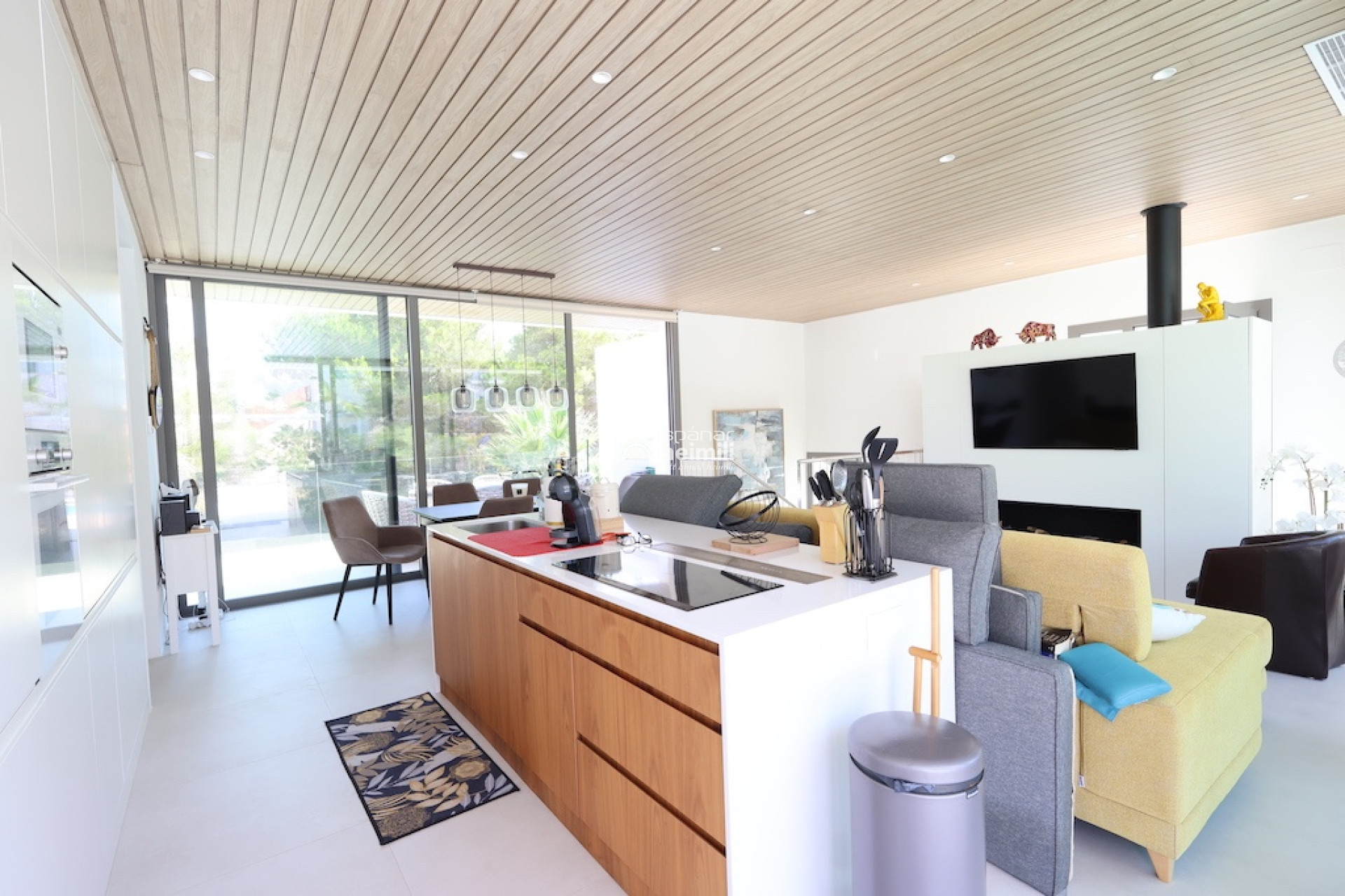 Reventa - Villa -
Las Colinas