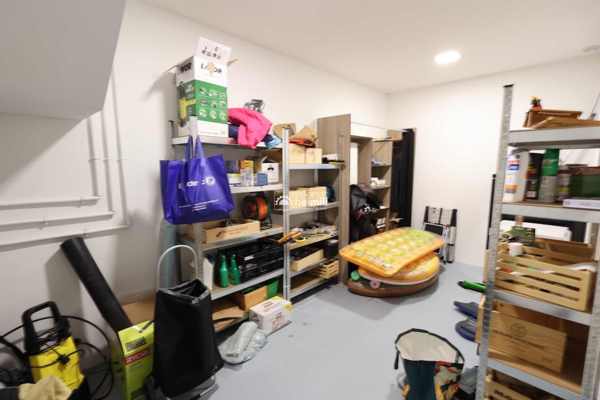 Reventa - Villa -
Las Colinas