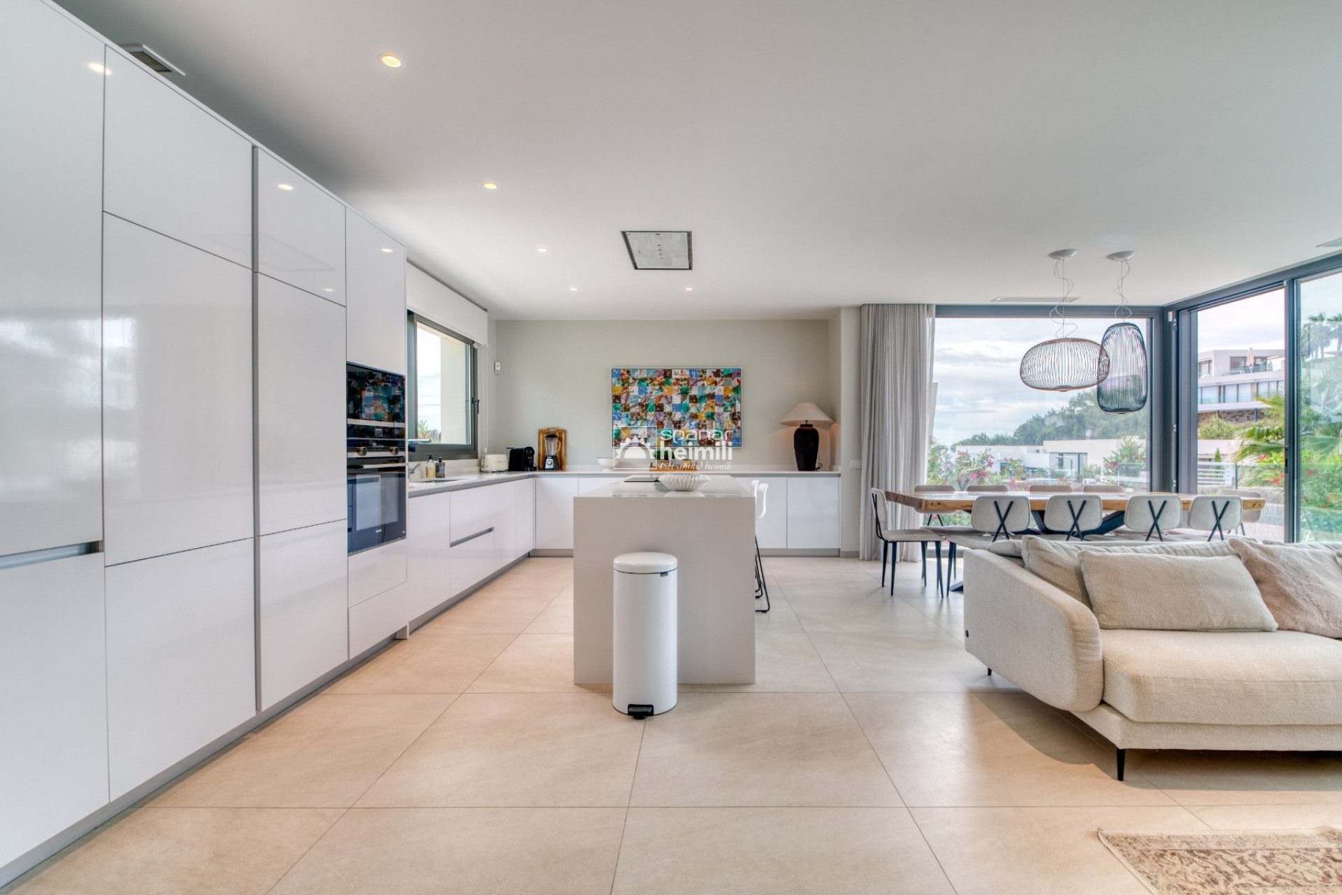 Reventa - Villa -
Las Colinas