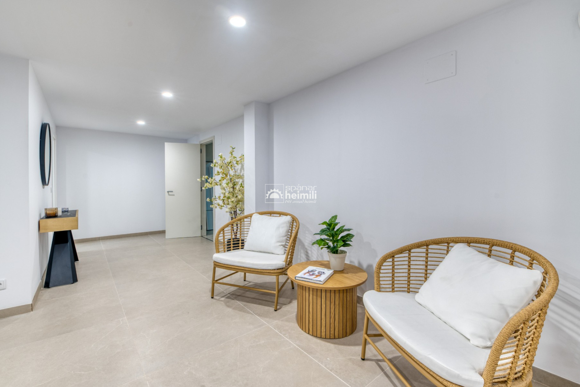 Reventa - Villa -
Las Colinas