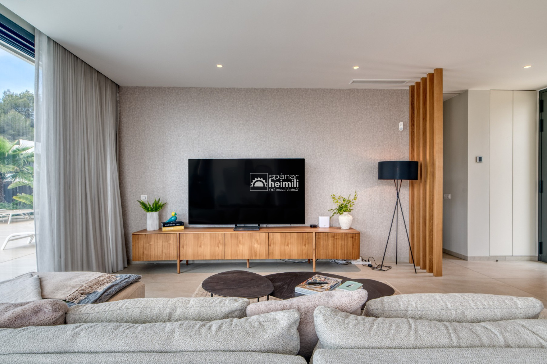 Reventa - Villa -
Las Colinas