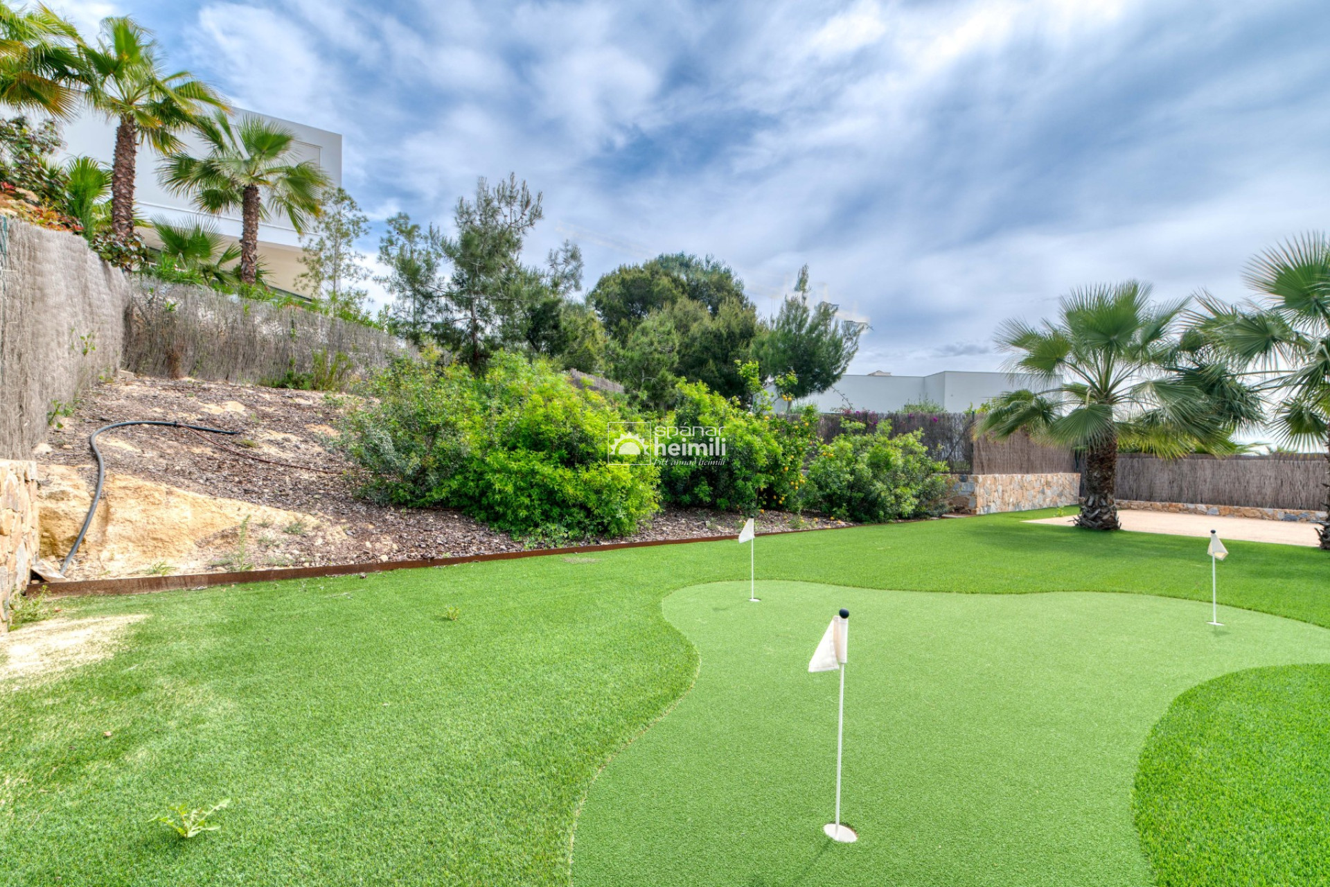 Reventa - Villa -
Las Colinas