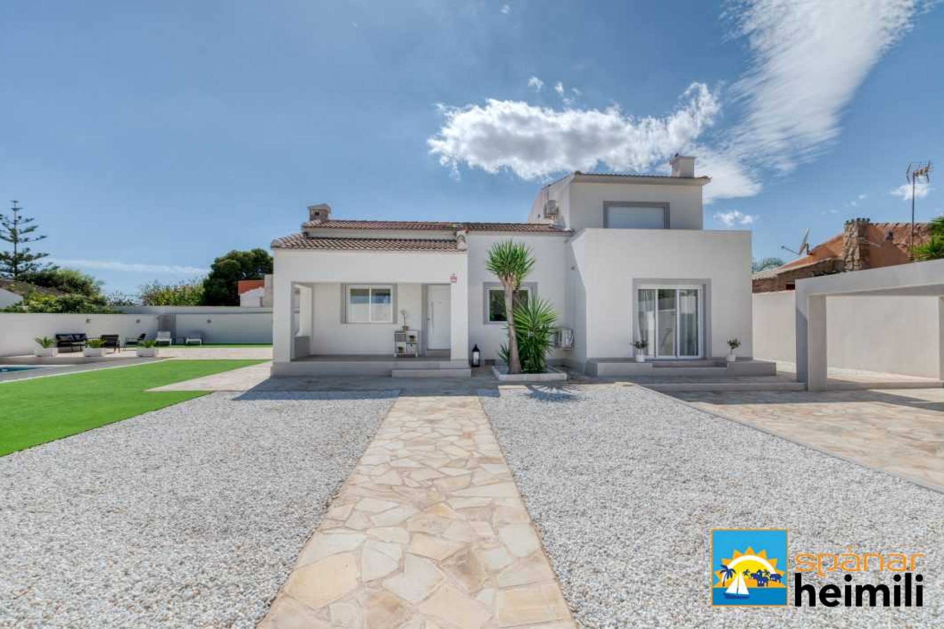 Reventa - Villa -
Los Altos/Los Balcones