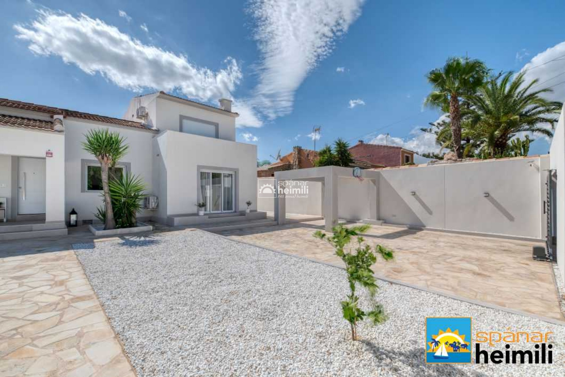 Reventa - Villa -
Los Altos/Los Balcones