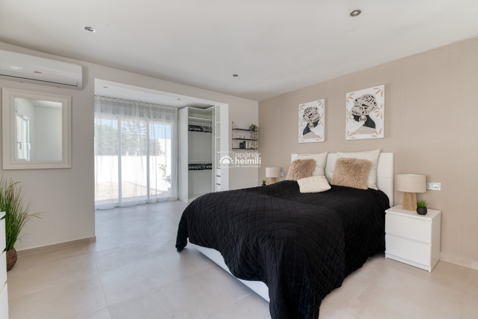 Reventa - Villa -
Los Altos/Los Balcones