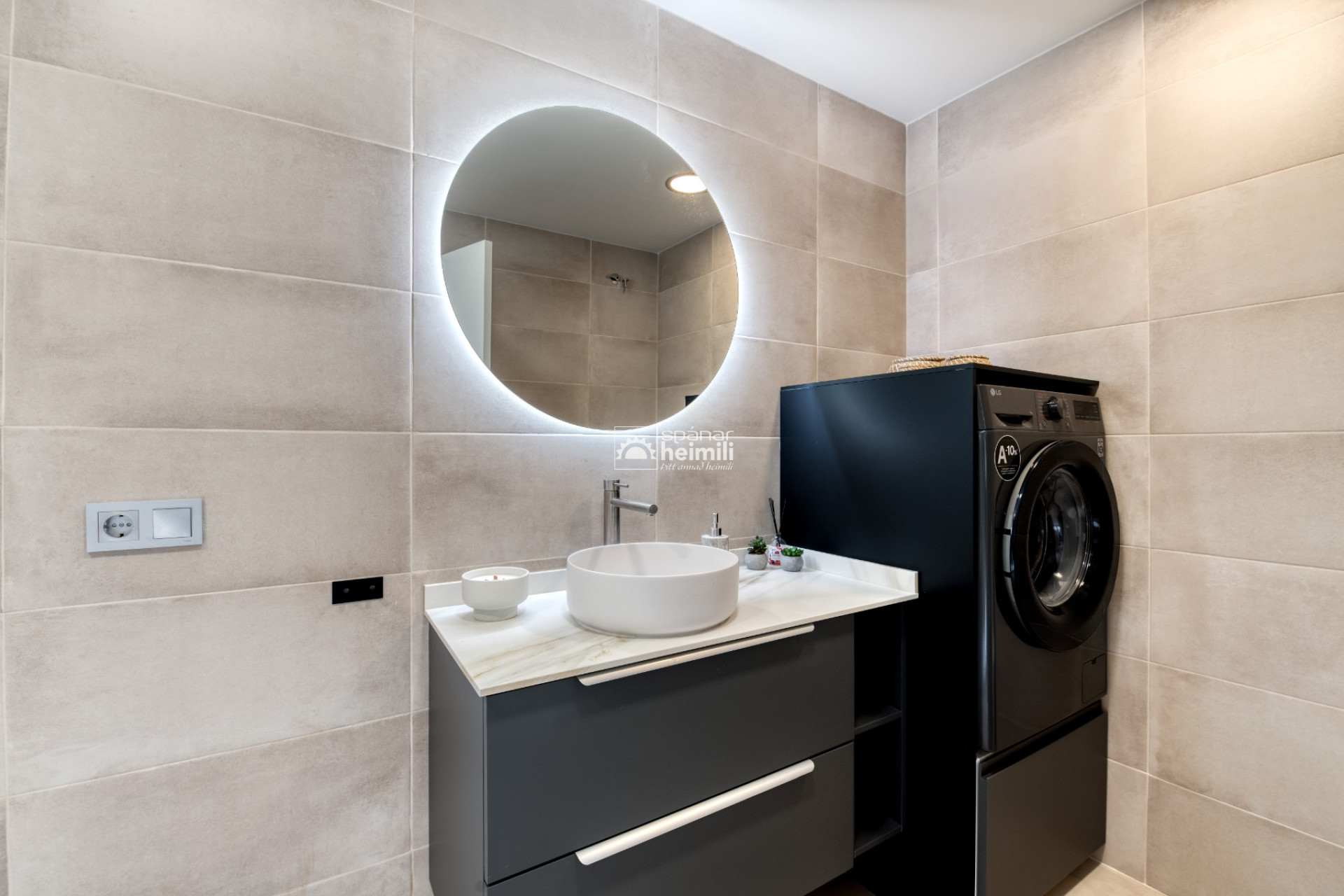 Reventa - Villa -
Los Altos/Los Balcones