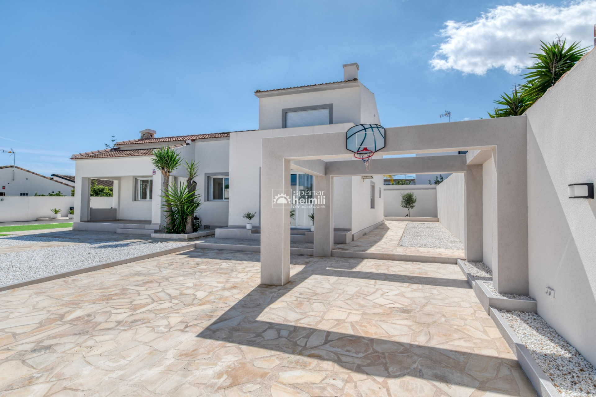 Reventa - Villa -
Los Altos/Los Balcones