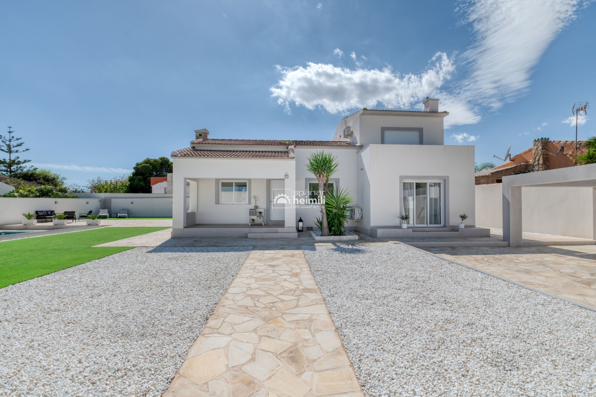 Reventa - Villa -
Los Altos/Los Balcones