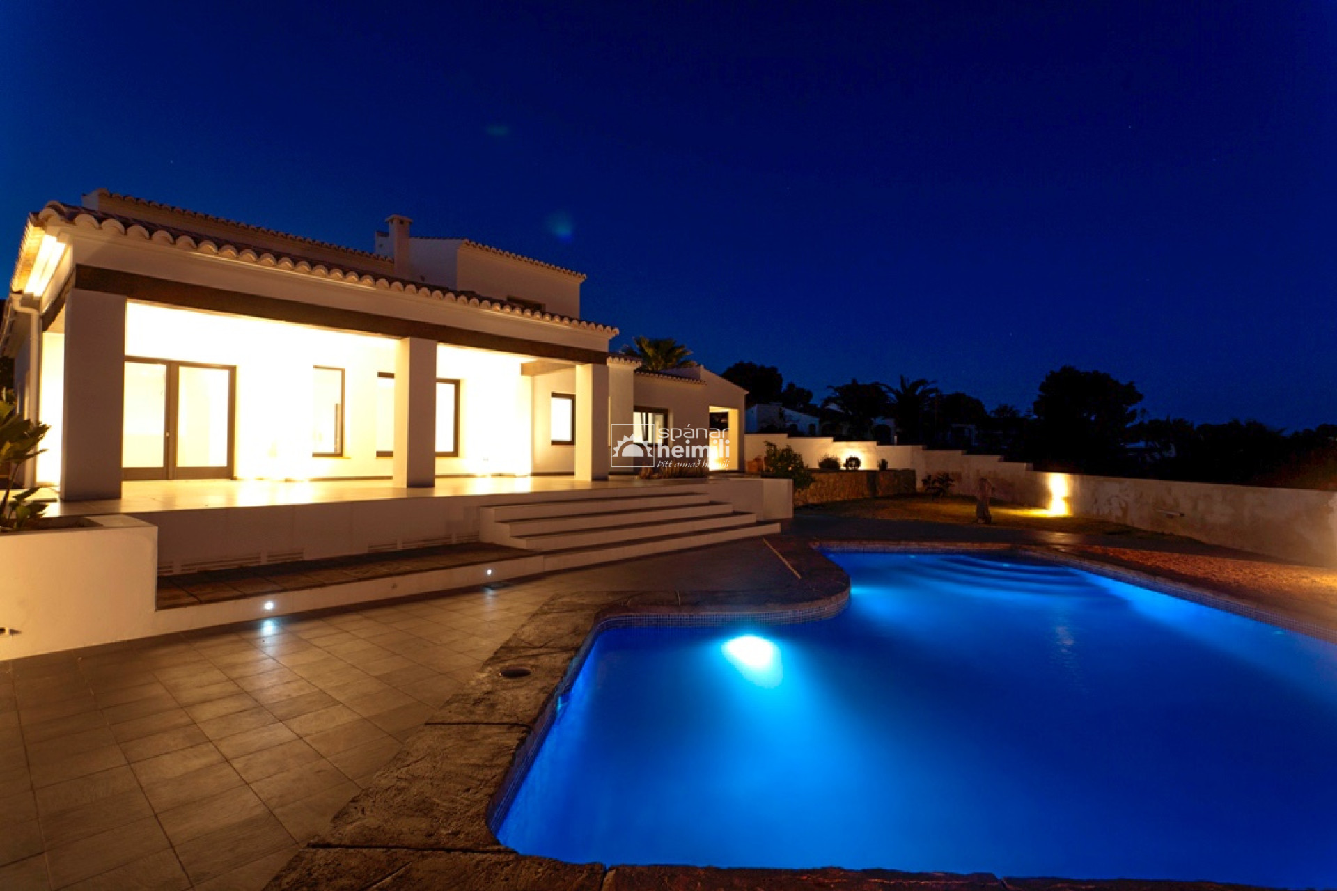 Reventa - Villa -
Moraira