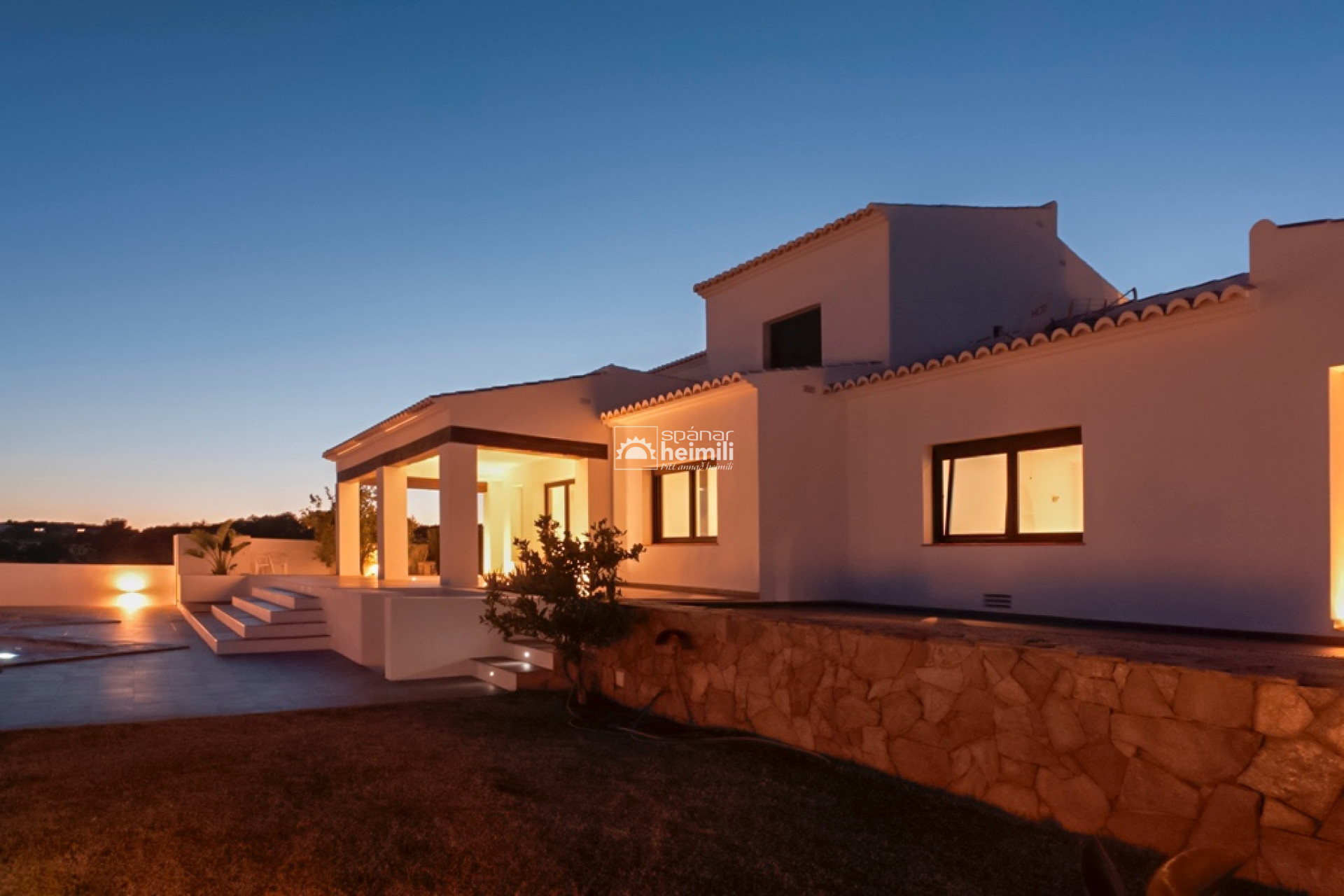 Reventa - Villa -
Moraira