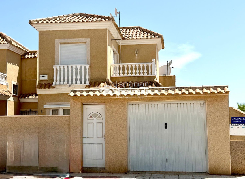 Reventa - Villa -
Orihuela Costa - Playa Flamenca