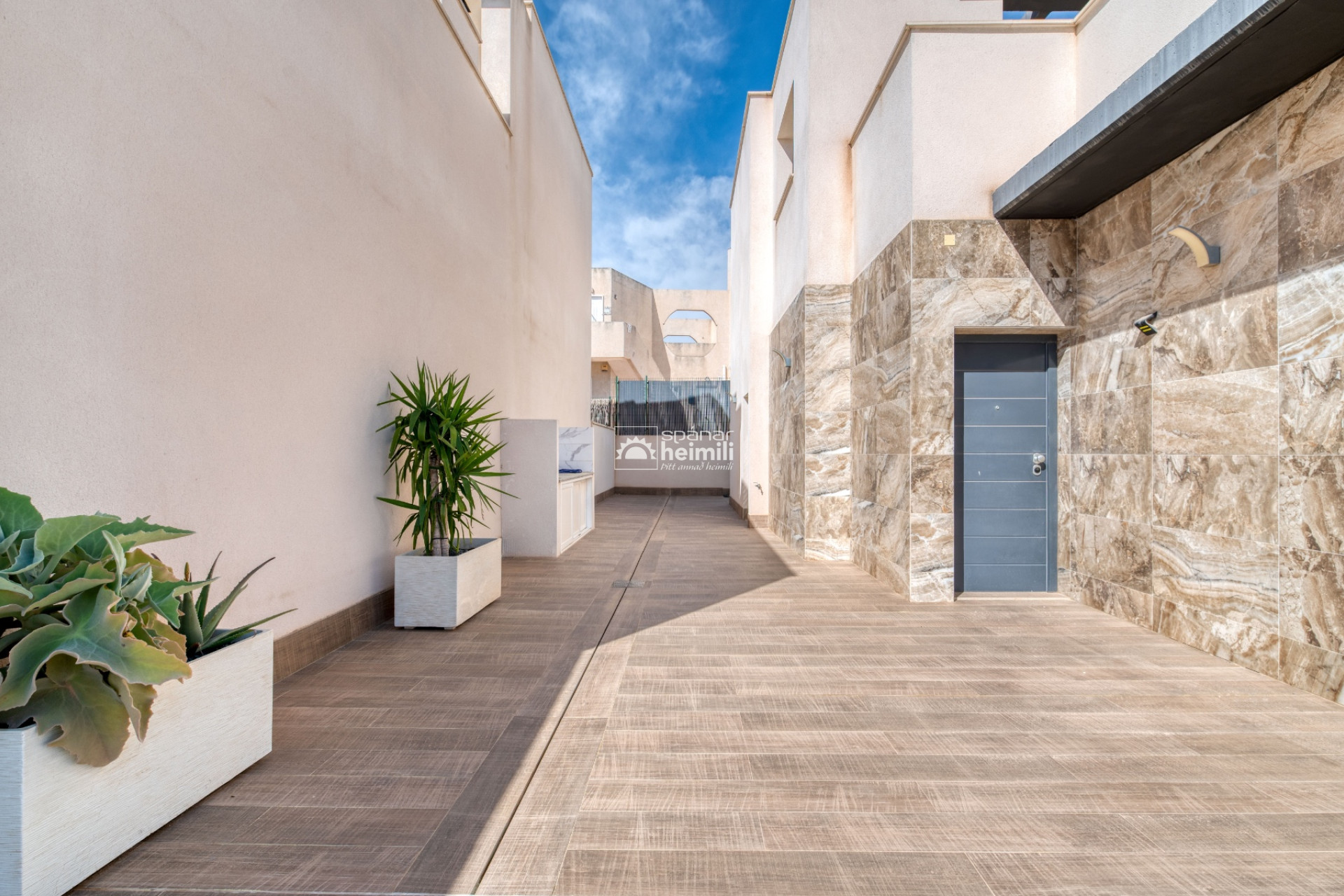 Reventa - Villa -
San Miguel