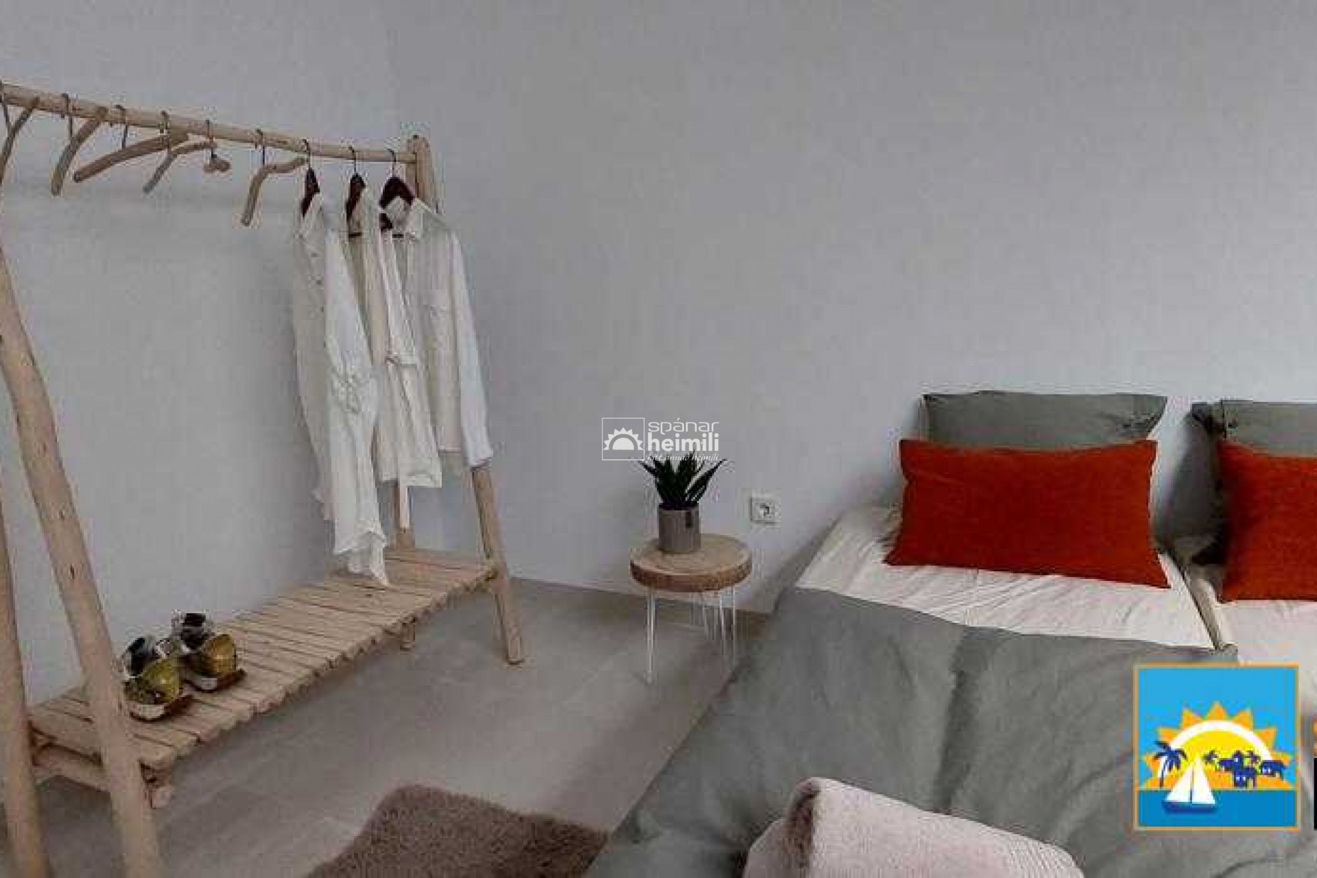 Reventa - Villa -
Santa Rosalia