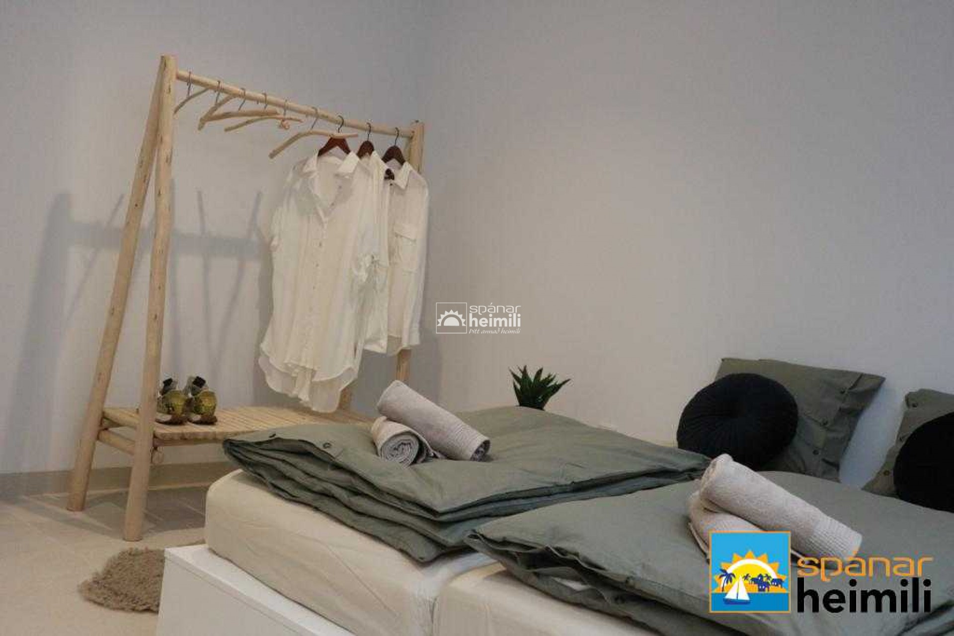 Reventa - Villa -
Santa Rosalia