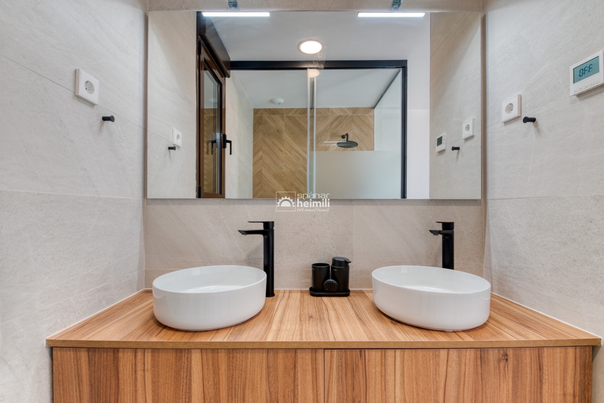 Reventa - Villa -
Santa Rosalia