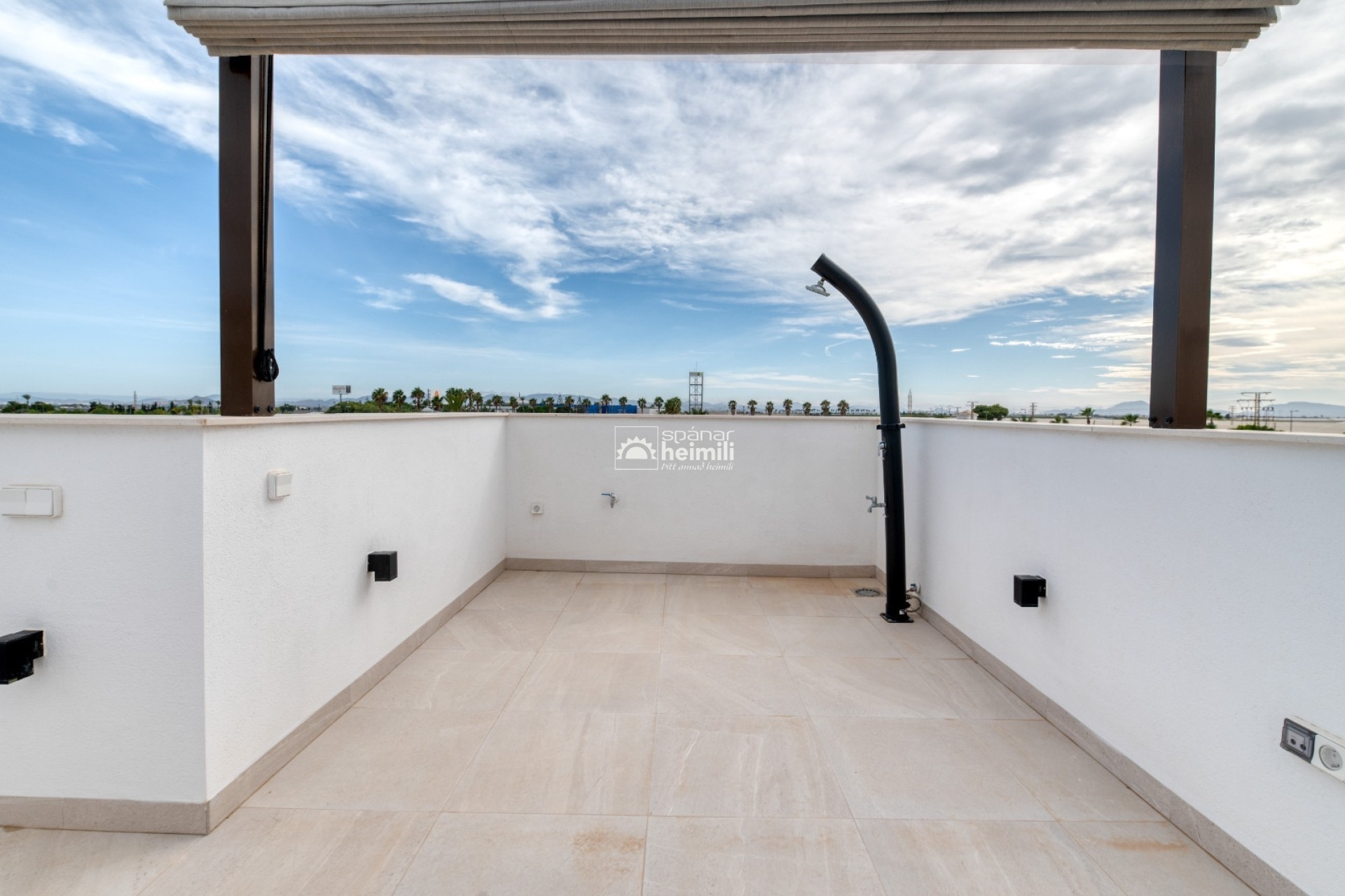 Reventa - Villa -
Santa Rosalia