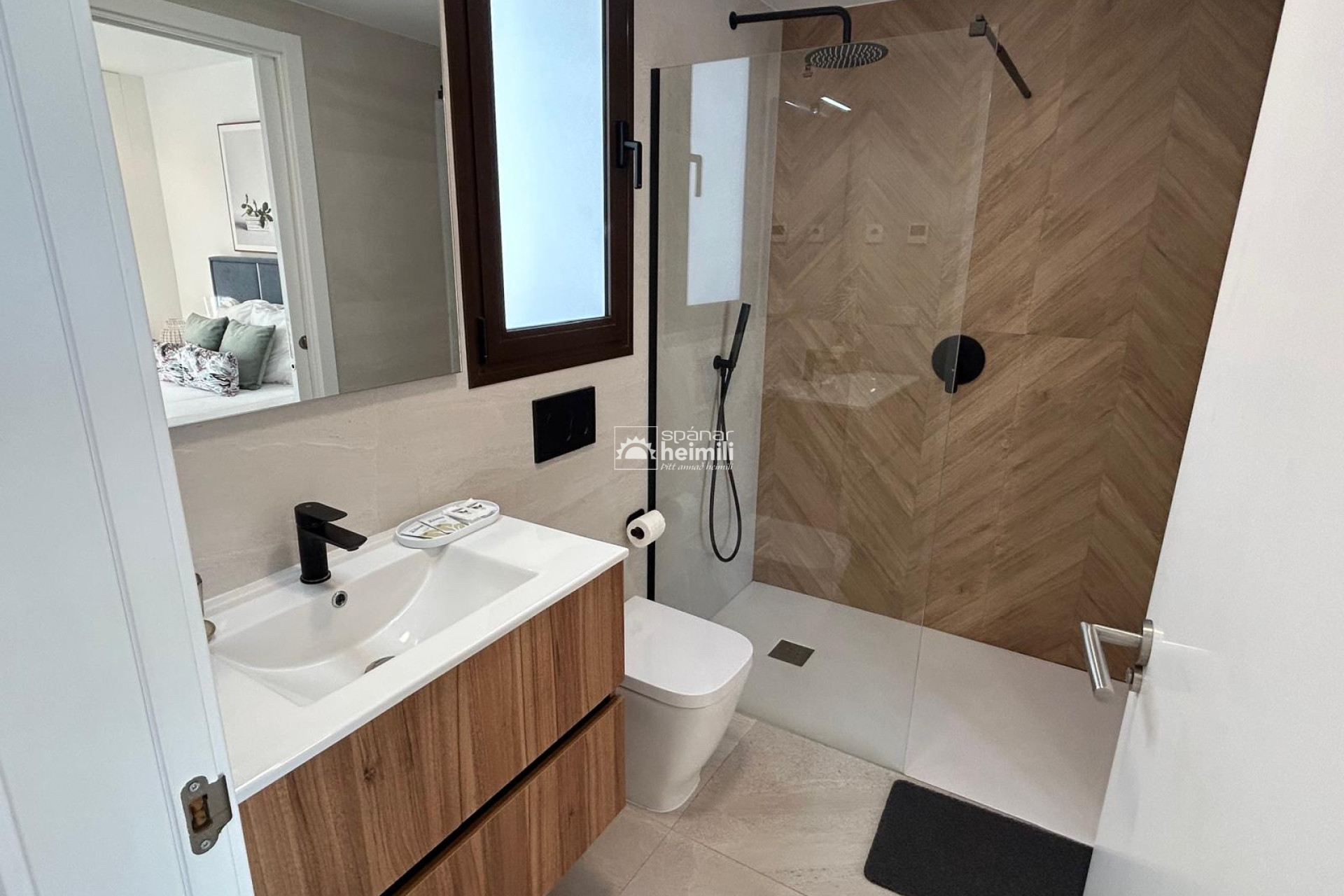 Reventa - Villa -
Santa Rosalia