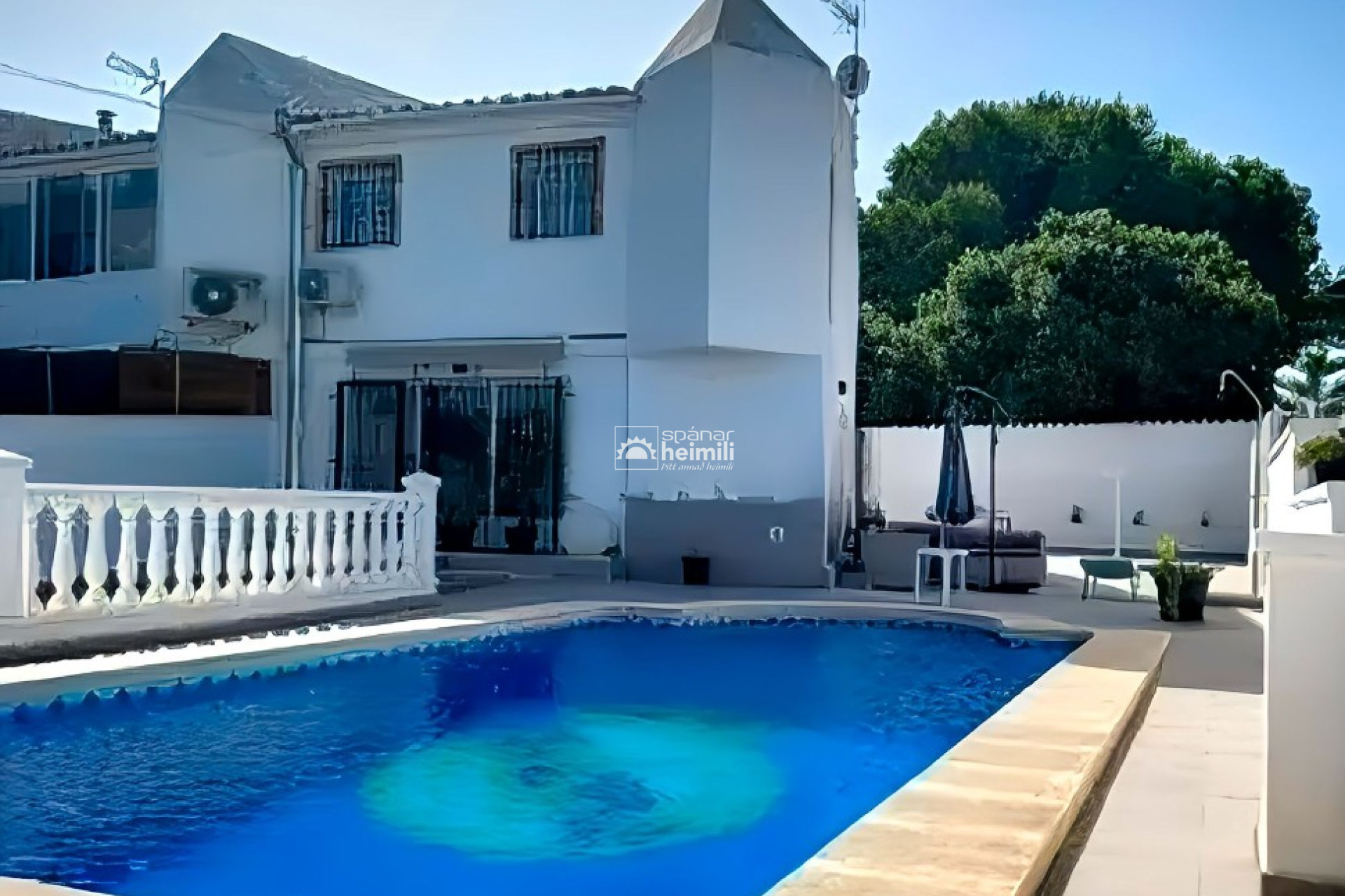 Reventa - Villa -
Torrevieja