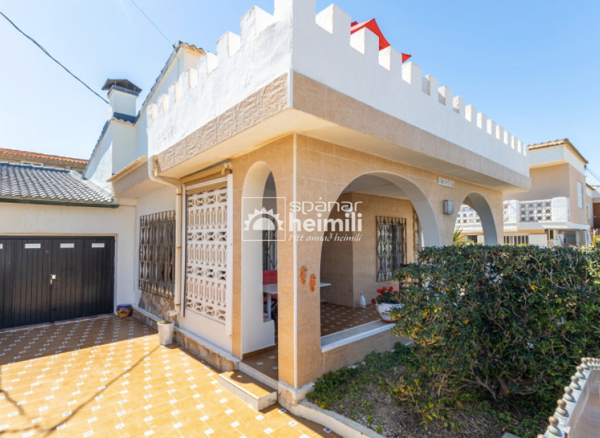 Reventa - Villa -
Torrevieja