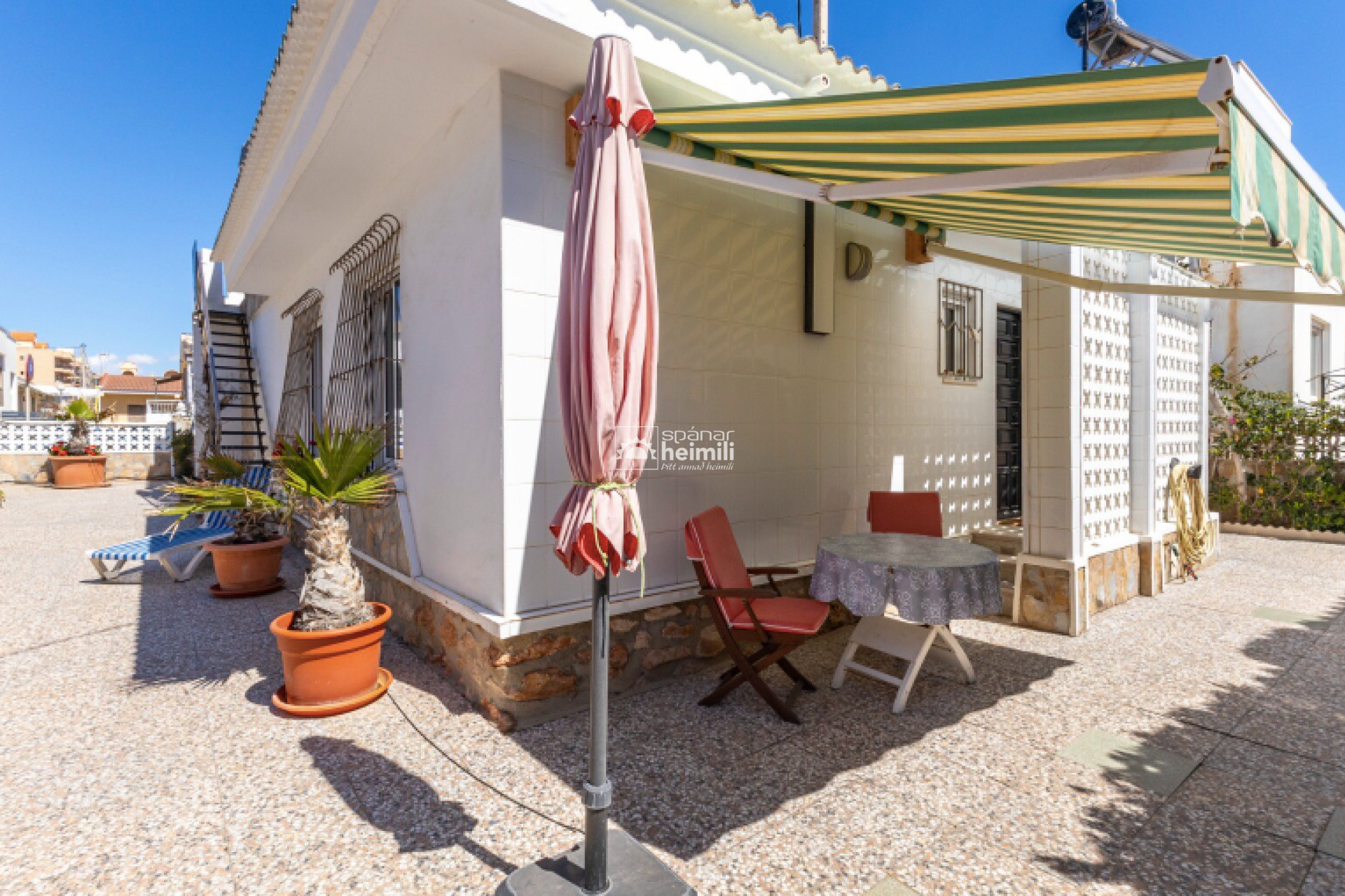 Reventa - Villa -
Torrevieja