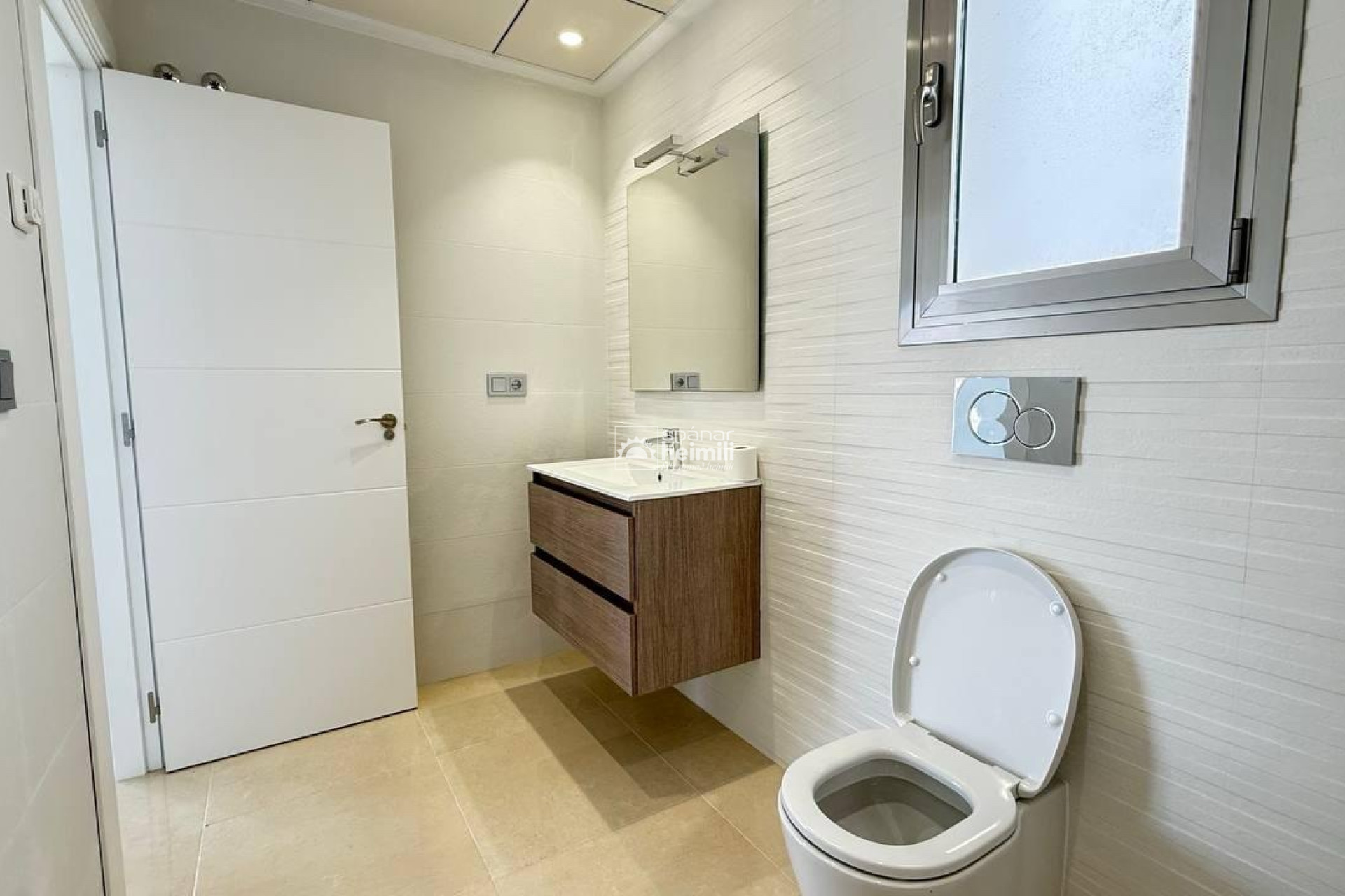 Reventa - Villa -
Villamartin