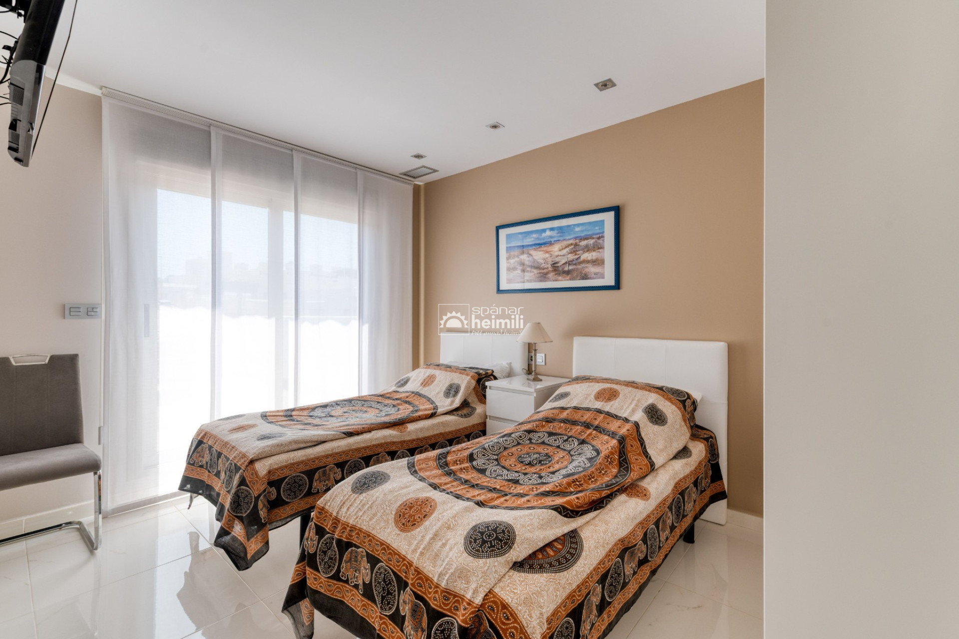 Reventa - Villa -
Villamartin