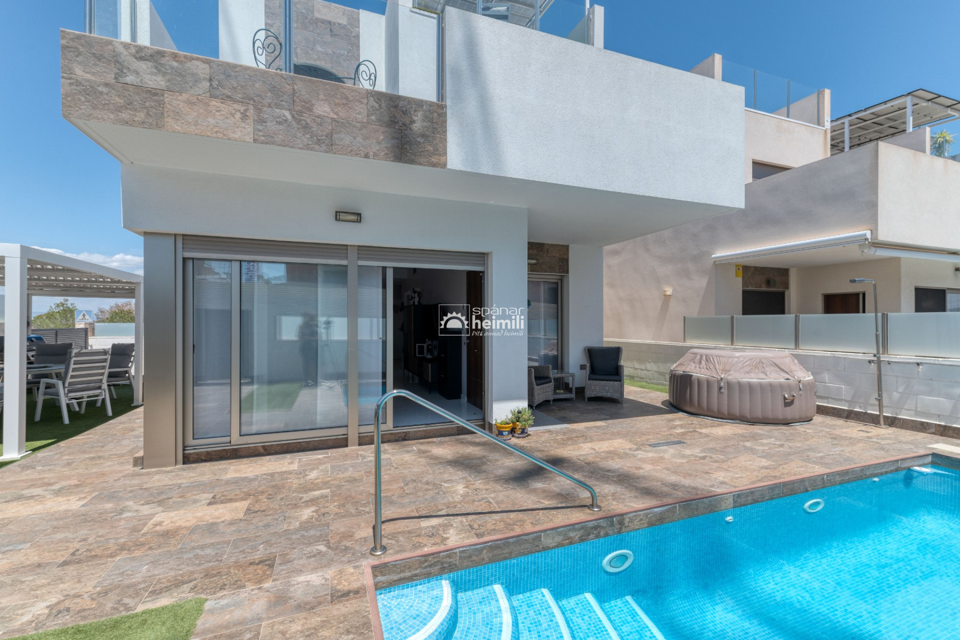 Reventa - Villa -
Villamartin