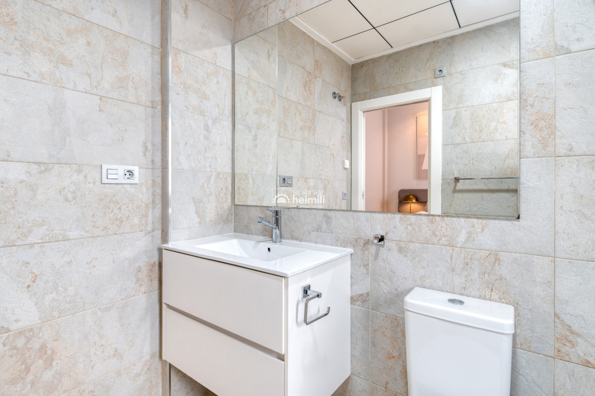 Reventa - Villa -
Villamartin