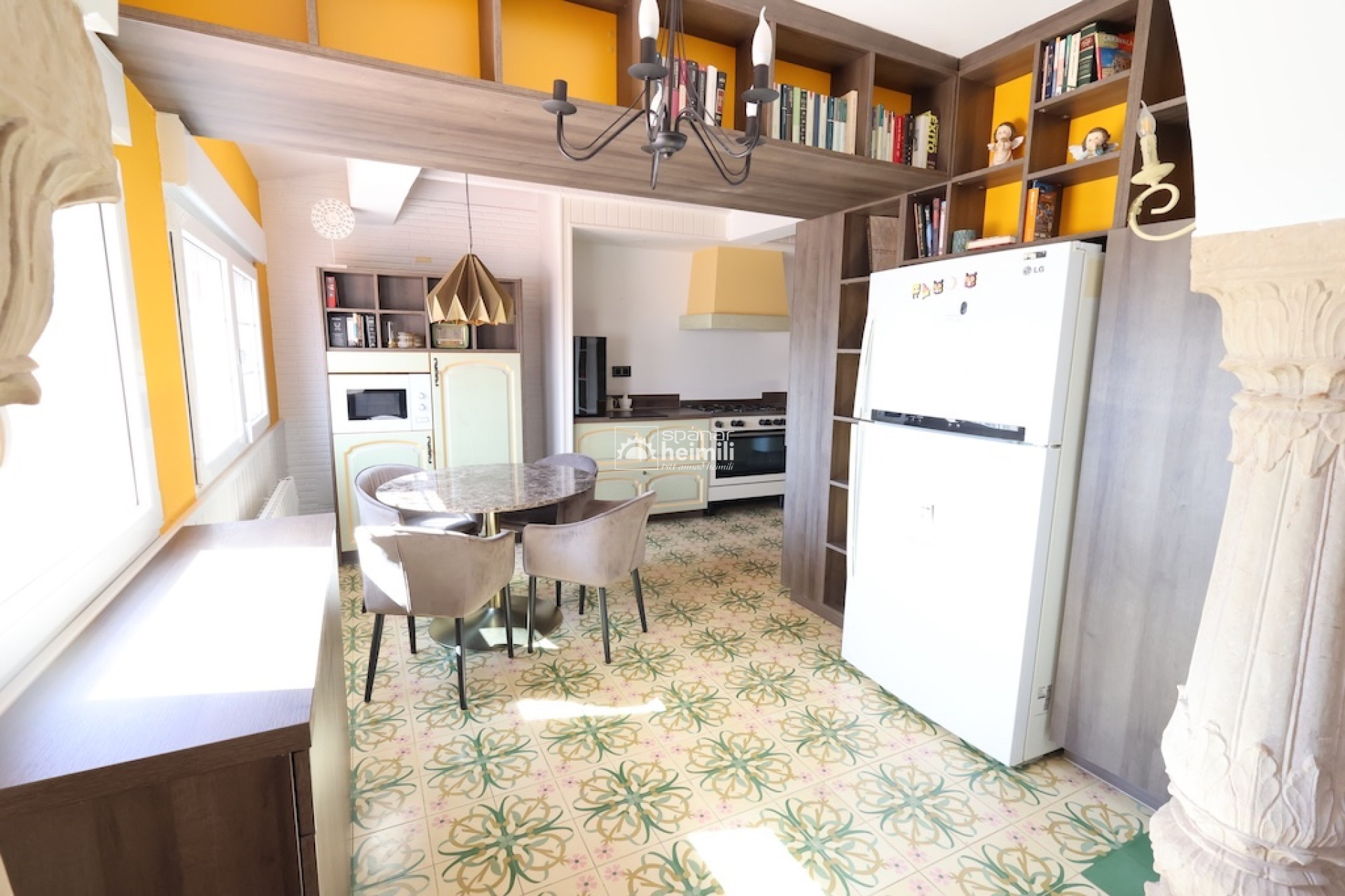 Reventa - Villa -
Villamartin